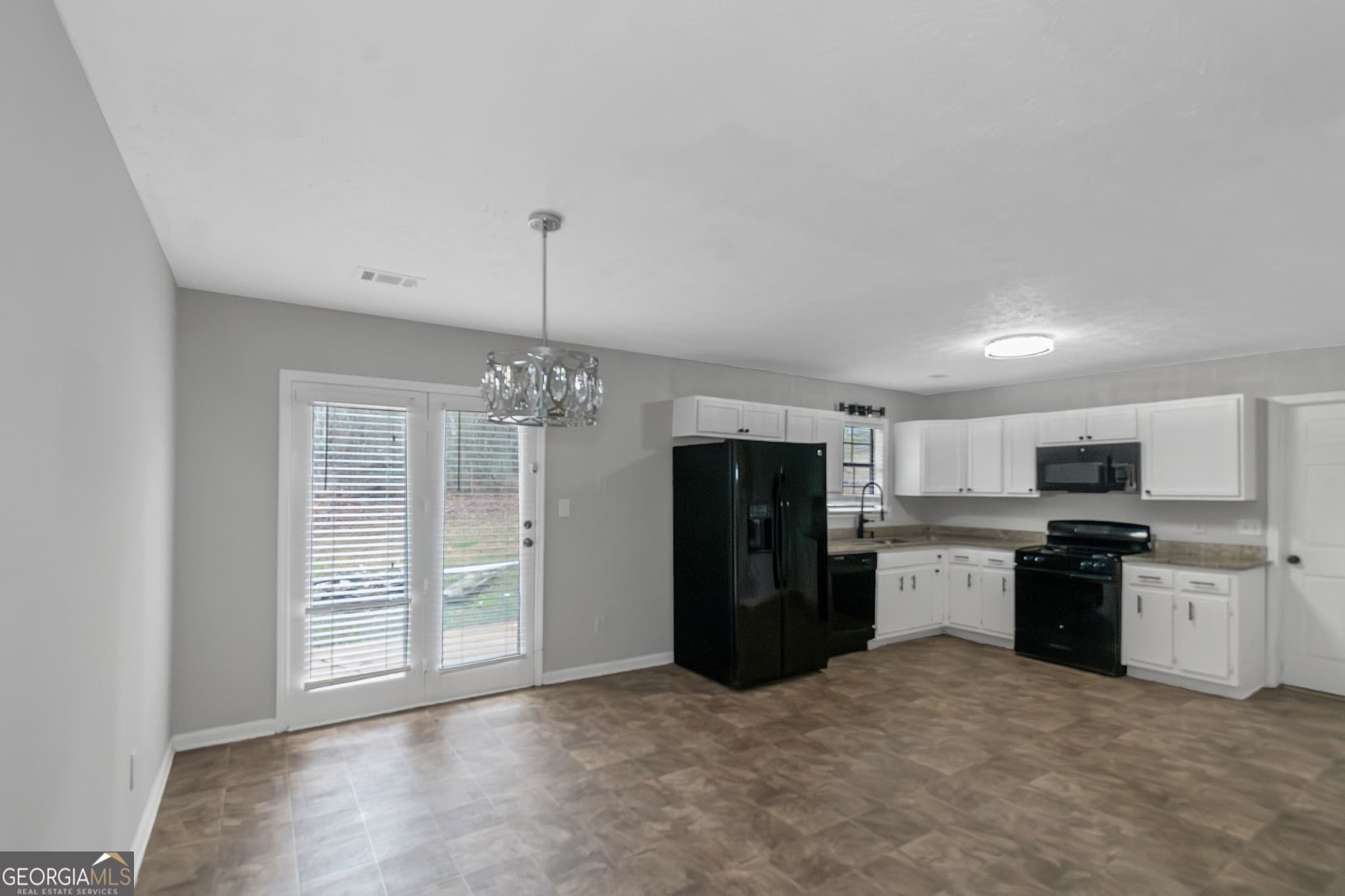 3 bedroom, 2 bathroom, 1,580 sq ft single family residence for rent at 321 Summerwood Lane, Stockbridge, GA 30281 for $1,750 a month — photo 10