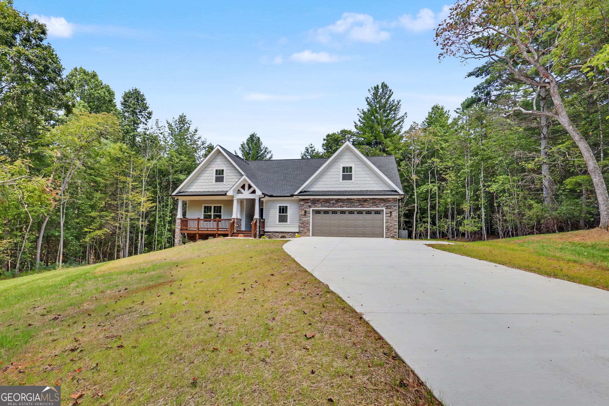 3 bedroom, 3 bathroom, 2,971 sq ft single family residence for sale at 443 Hawks Nest Drive, Blairsville, GA 30512 — photo 2