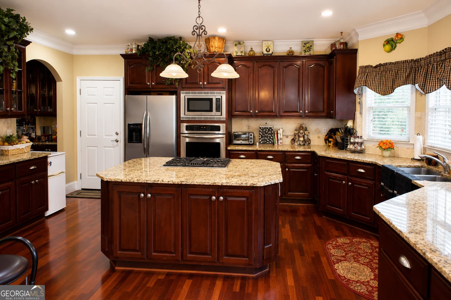 4 bedroom, 3.5 bathroom, 3,938 sq ft single family residence for rent at 4515 Mossey Drive, Lithonia, GA 30038 for $5,000 a month — photo 3