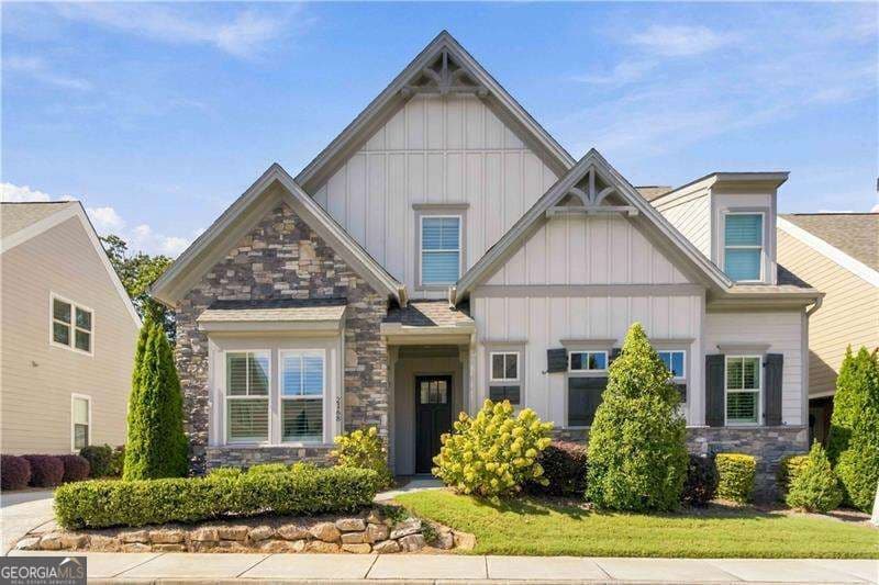 3 bedroom, 3 bathroom, 2,575 sq ft single family residence for sale at 2168 Capers Drive, Marietta, GA 30064 — photo 2