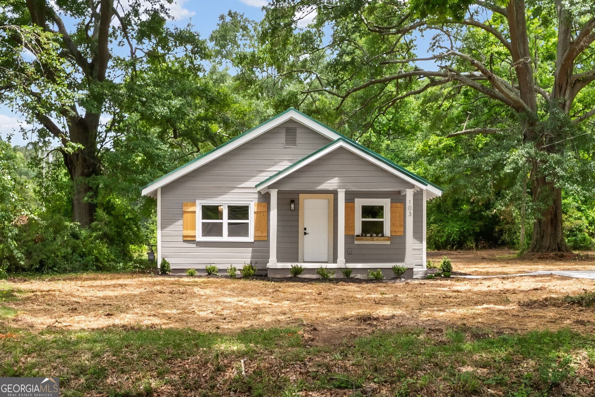 3 bedroom, 2 bathroom, 944 sq ft single family residence sold at 103 Vineyard Road, Griffin, GA 30223