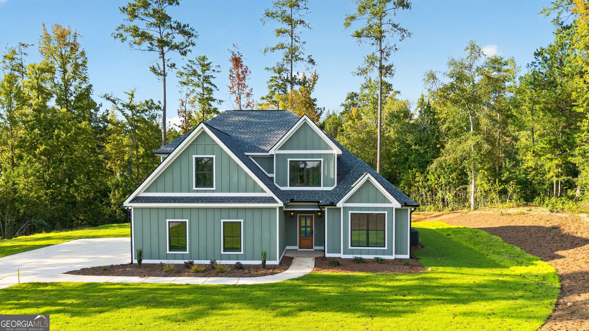 4 bedroom, 2.5 bathroom, 2,791 sq ft single family residence for sale at 21 Peninsula Drive, Monticello, GA 31064 — photo 2