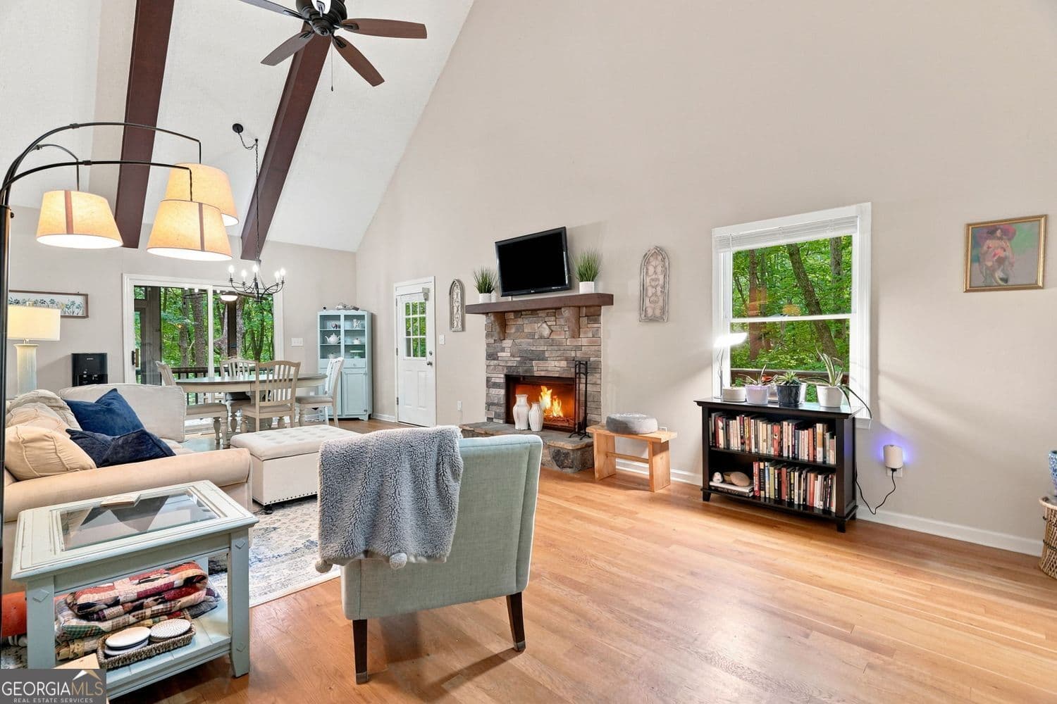 3 bedroom, 3 bathroom, 1,885 sq ft cabin,single family residence for sale at 21 Yearling Lane, Big Canoe, GA 30143 — photo 5