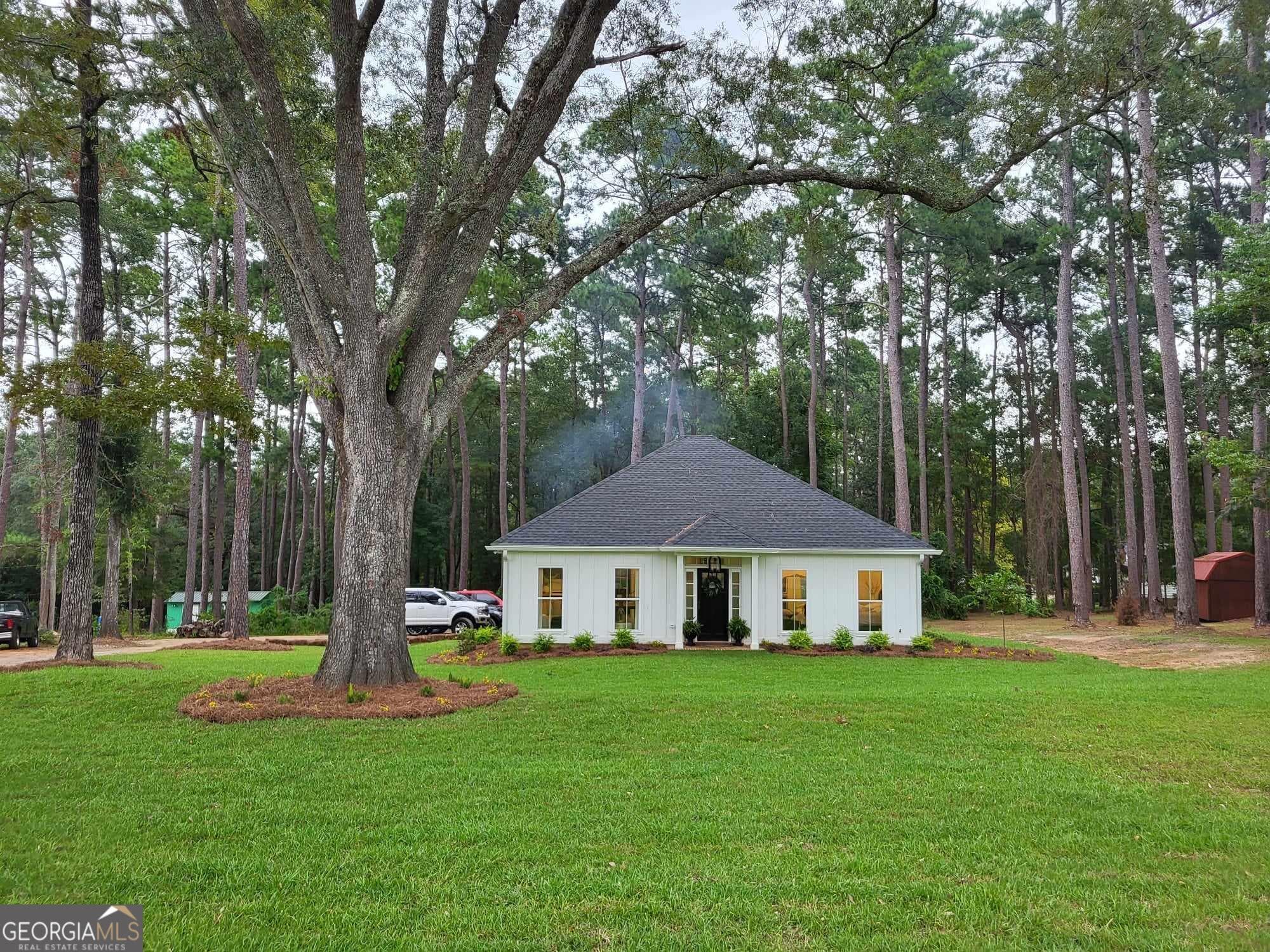 3 bedroom, 2 bathroom single family residence for sale at 7500 Us Highway 19, Thomasville, GA 31757