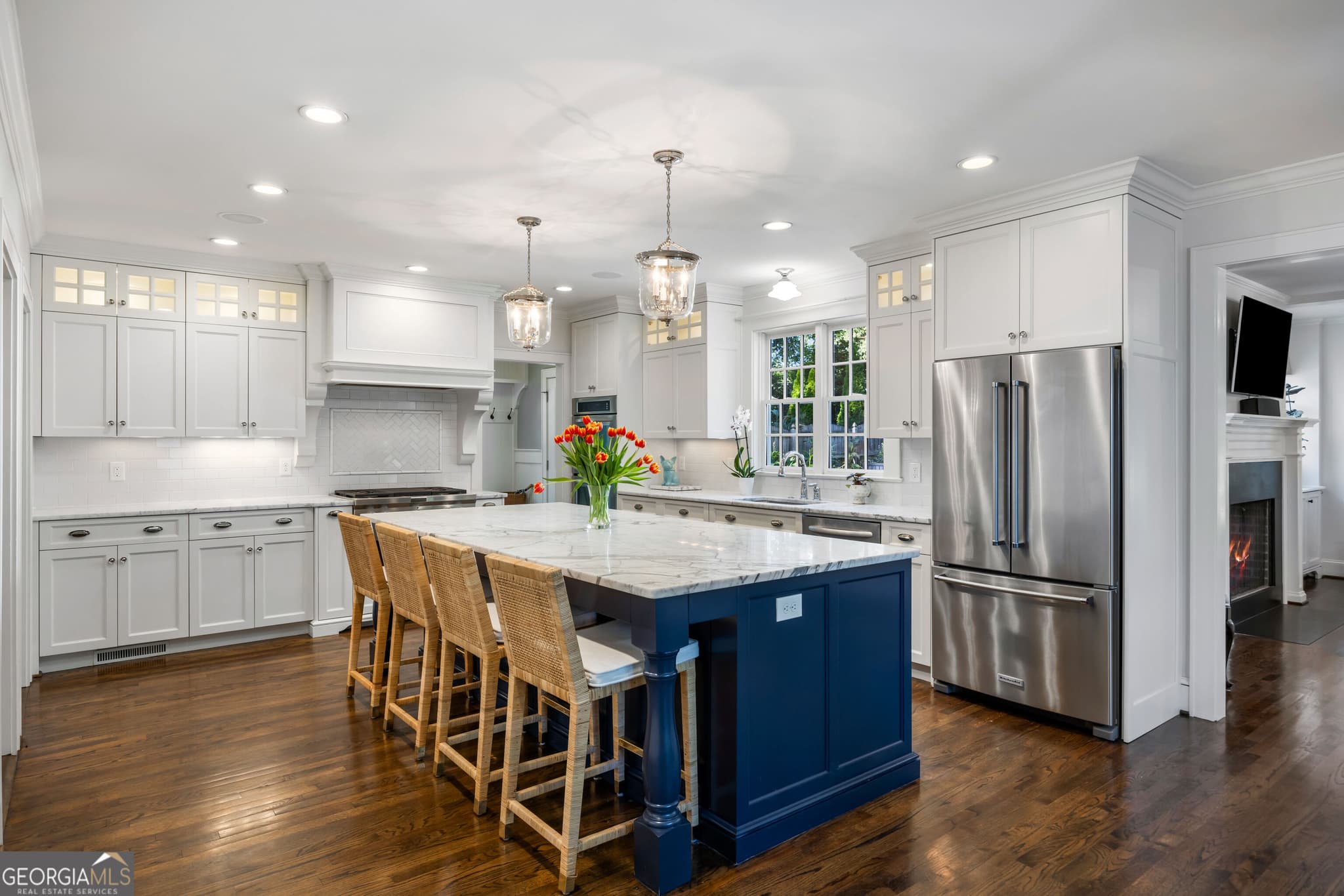 4 bedroom, 3.5 bathroom, 3,850 sq ft single family residence for sale at 3068 Peachtree Drive, Atlanta, GA 30305 — photo 6