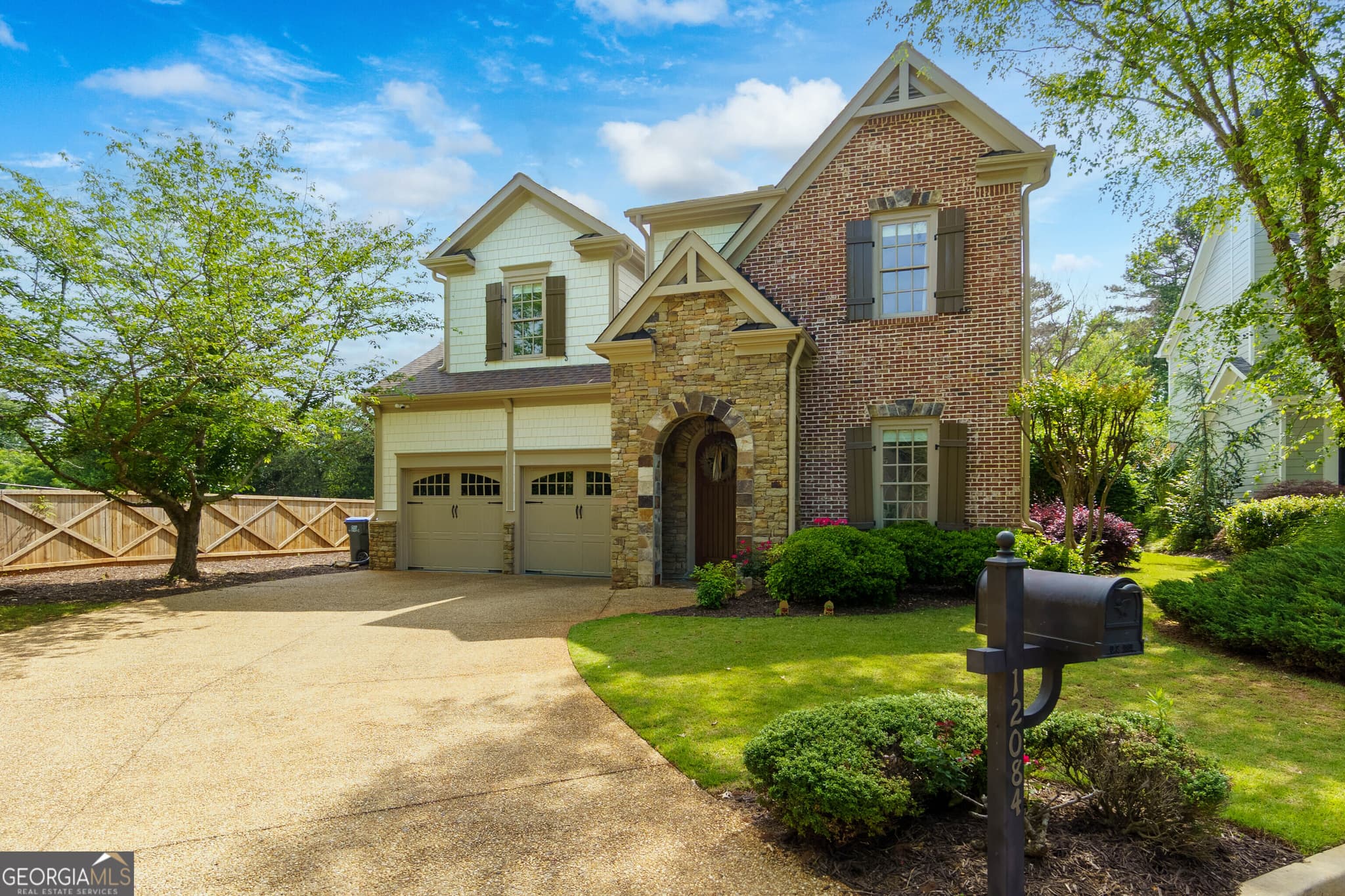 5 bedroom, 3.5 bathroom, 3,272 sq ft single family residence sold at 12084 Walnut Terrace, Alpharetta, GA 30004
