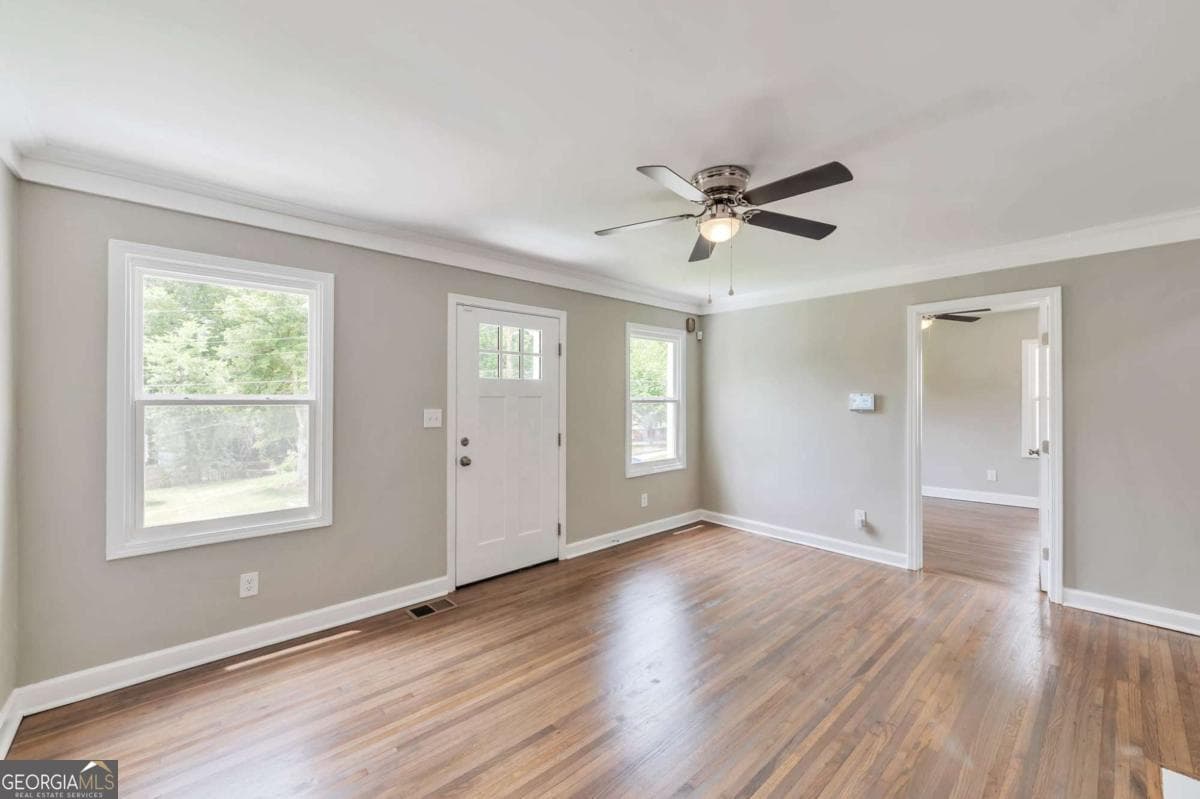 4 bedroom, 2 bathroom, 1,115 sq ft single family residence for sale at 880 Pinehurst Terrace, Atlanta, GA 30310 — photo 6