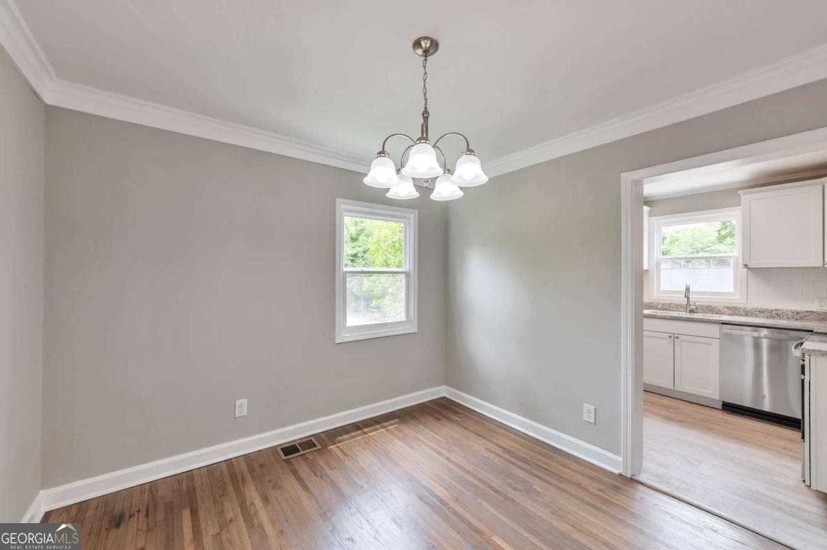 4 bedroom, 2 bathroom, 1,115 sq ft single family residence for sale at 880 Pinehurst Terrace, Atlanta, GA 30310 — photo 10