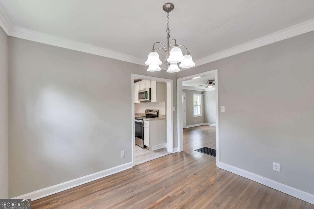 4 bedroom, 2 bathroom, 1,115 sq ft single family residence for sale at 880 Pinehurst Terrace, Atlanta, GA 30310 — photo 8