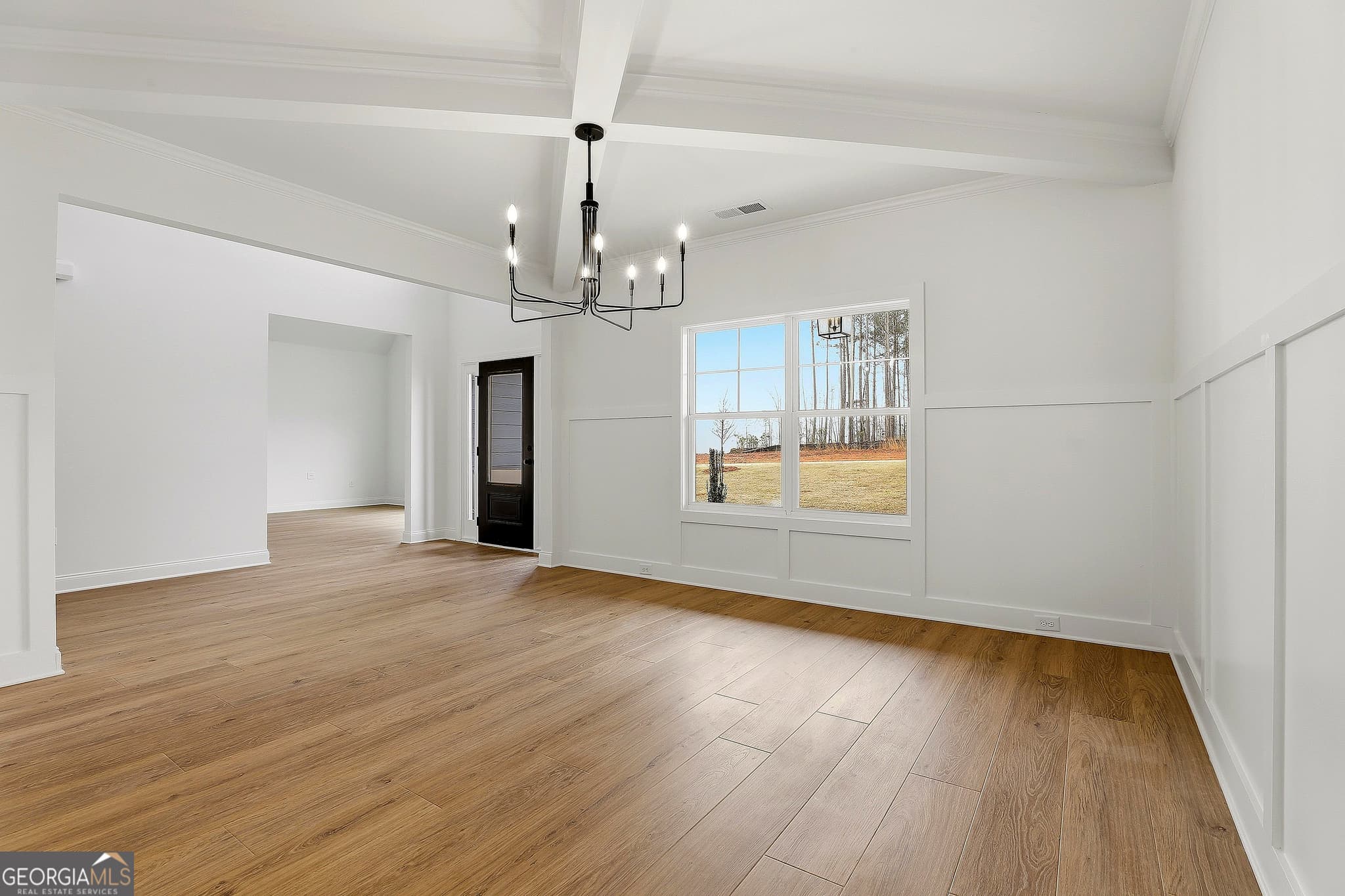 5 bedroom, 4.5 bathroom, 4,215 sq ft single family residence for sale at 204 Tattersall Way 5-98, Senoia, GA 30276 — photo 8