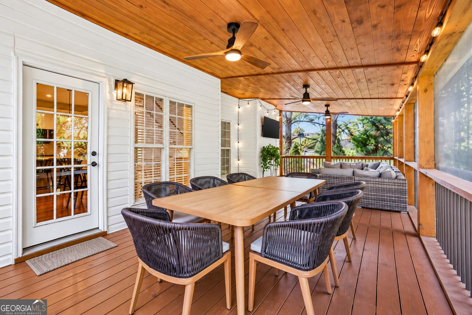 4 bedroom, 2.5 bathroom, 2,948 sq ft single family residence for sale at 100 Wentworth Way, Newnan, GA 30265 — photo 3