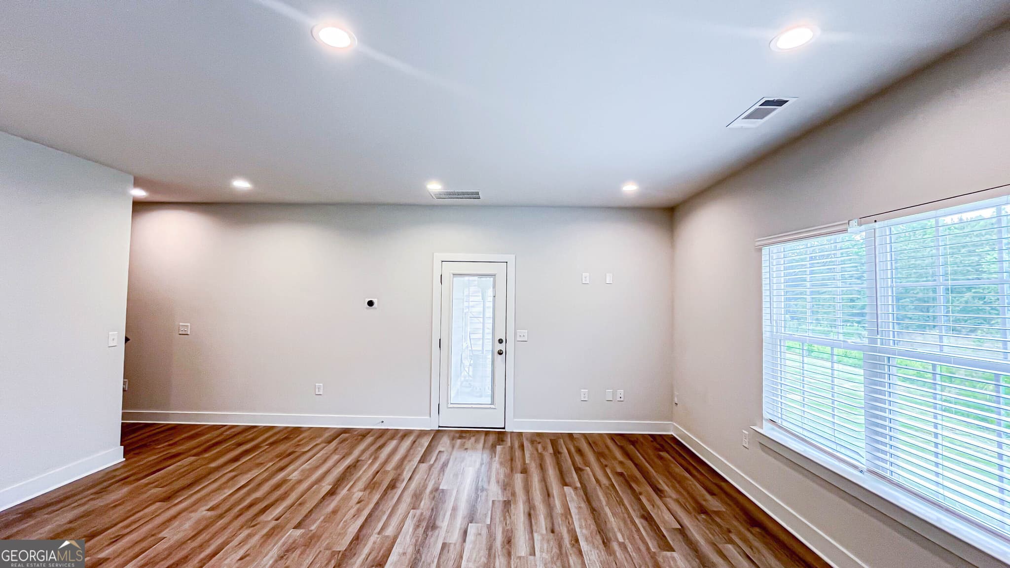 3 bedroom, 3.5 bathroom, 2,100 sq ft single family residence for sale at 740 Eudora Welty Way, Athens, GA 30607 — photo 6