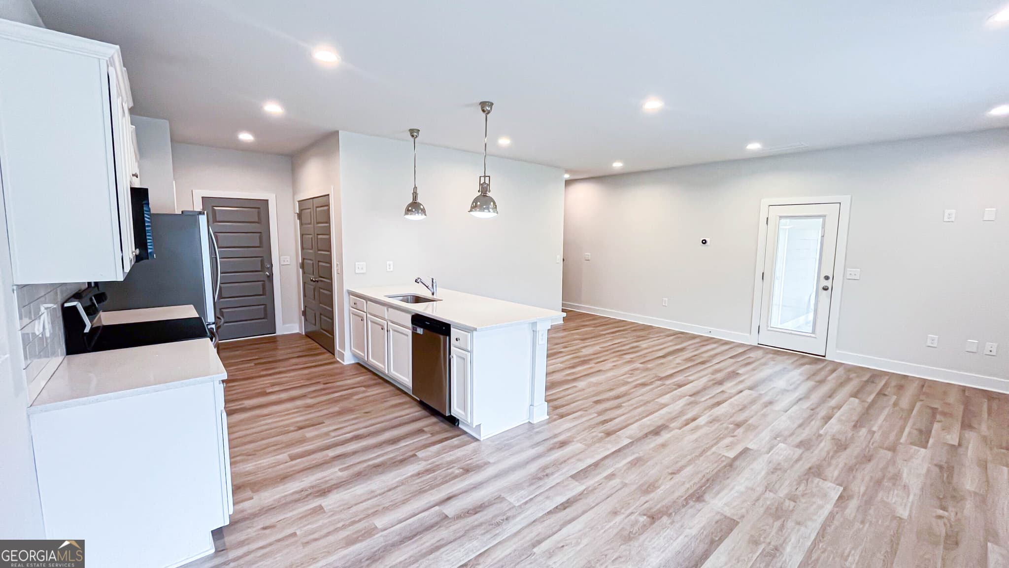 3 bedroom, 3.5 bathroom, 2,100 sq ft single family residence for sale at 740 Eudora Welty Way, Athens, GA 30607 — photo 7