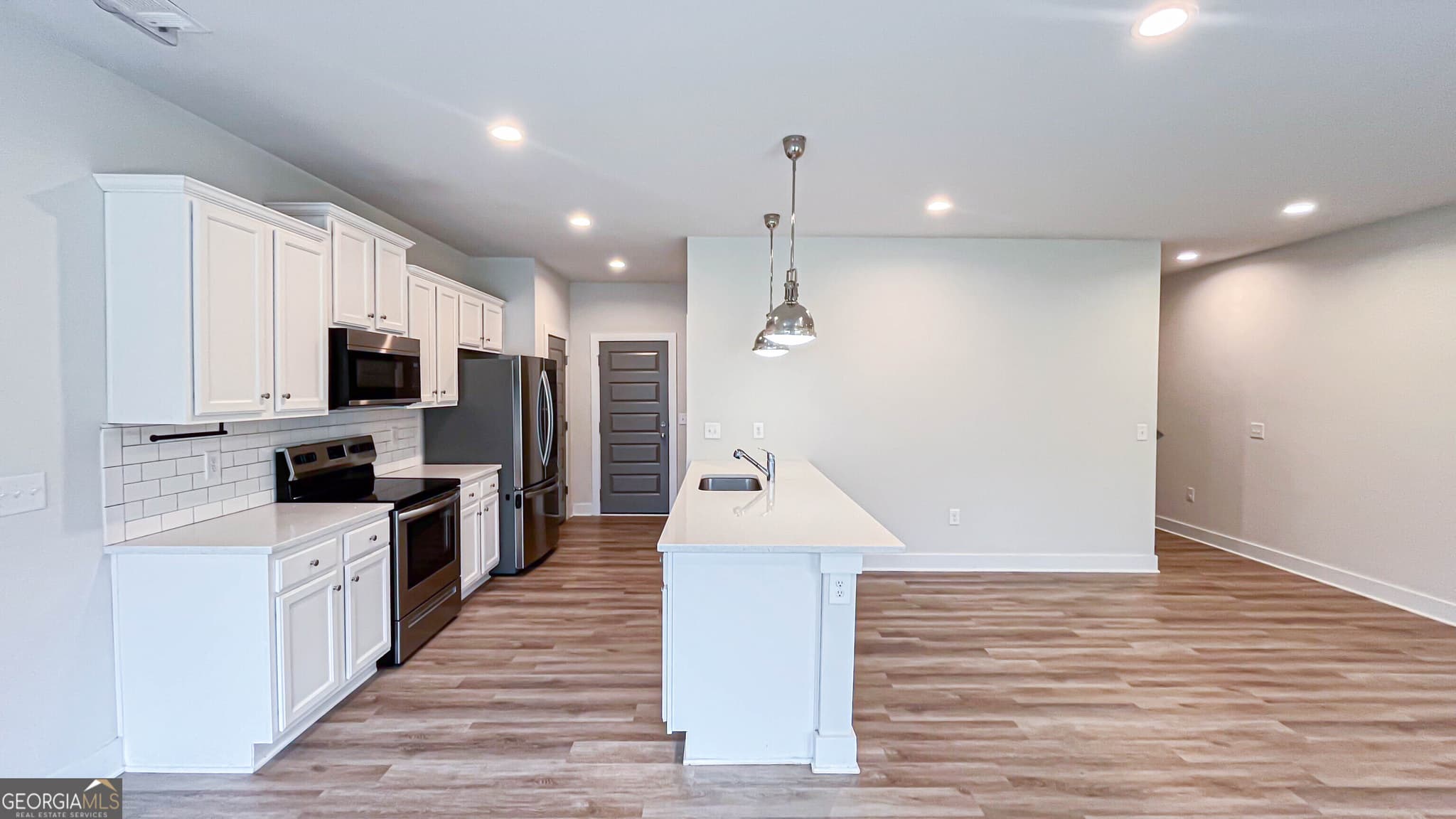 3 bedroom, 3.5 bathroom, 2,100 sq ft single family residence for sale at 740 Eudora Welty Way, Athens, GA 30607 — photo 9