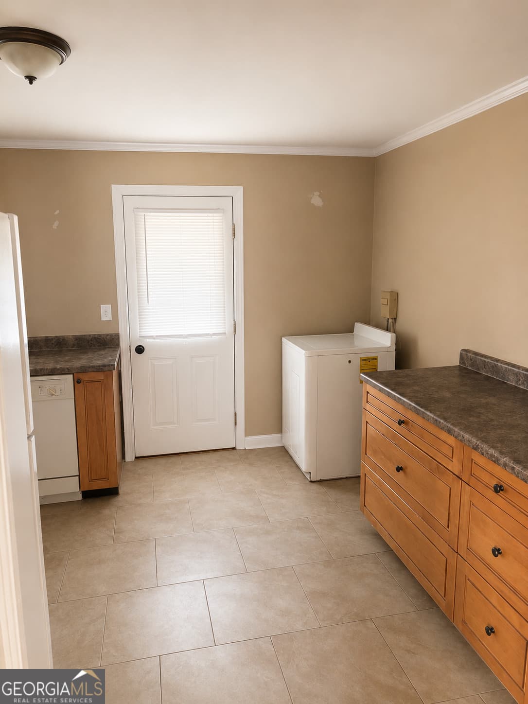 3 bedroom, 1 bathroom, 858 sq ft single family residence for sale at 618 Marcus Street, Dublin, GA 31021 — photo 8