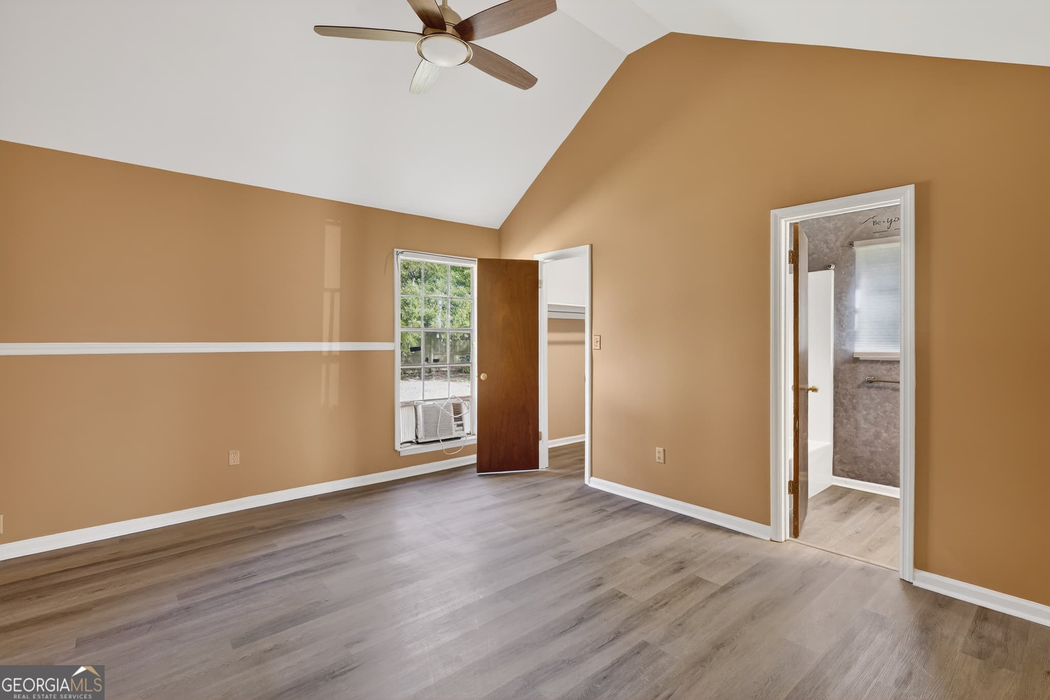 3 bedroom, 4 bathroom, 2,059 sq ft single family residence for sale at 6 N Nicholson Circle, Savannah, GA 31419 — photo 10