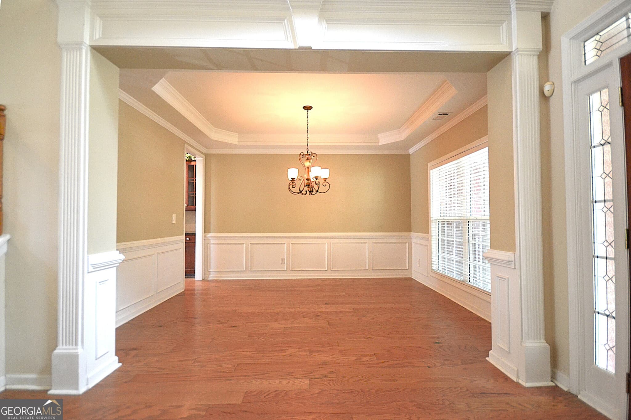 5 bedroom, 3 bathroom, 2,945 sq ft single family residence for sale at 4593 Elsinore Circle, Norcross, GA 30071 — photo 9