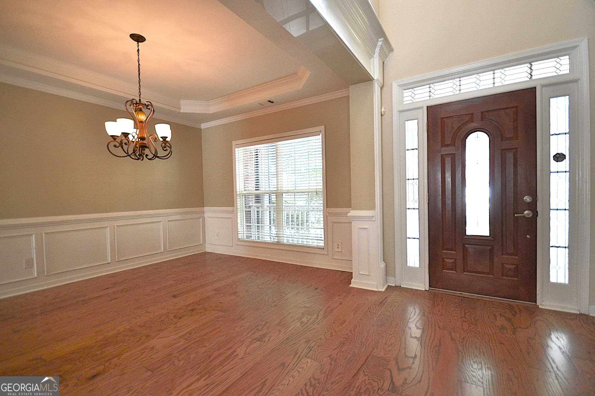 5 bedroom, 3 bathroom, 2,945 sq ft single family residence for sale at 4593 Elsinore Circle, Norcross, GA 30071 — photo 8