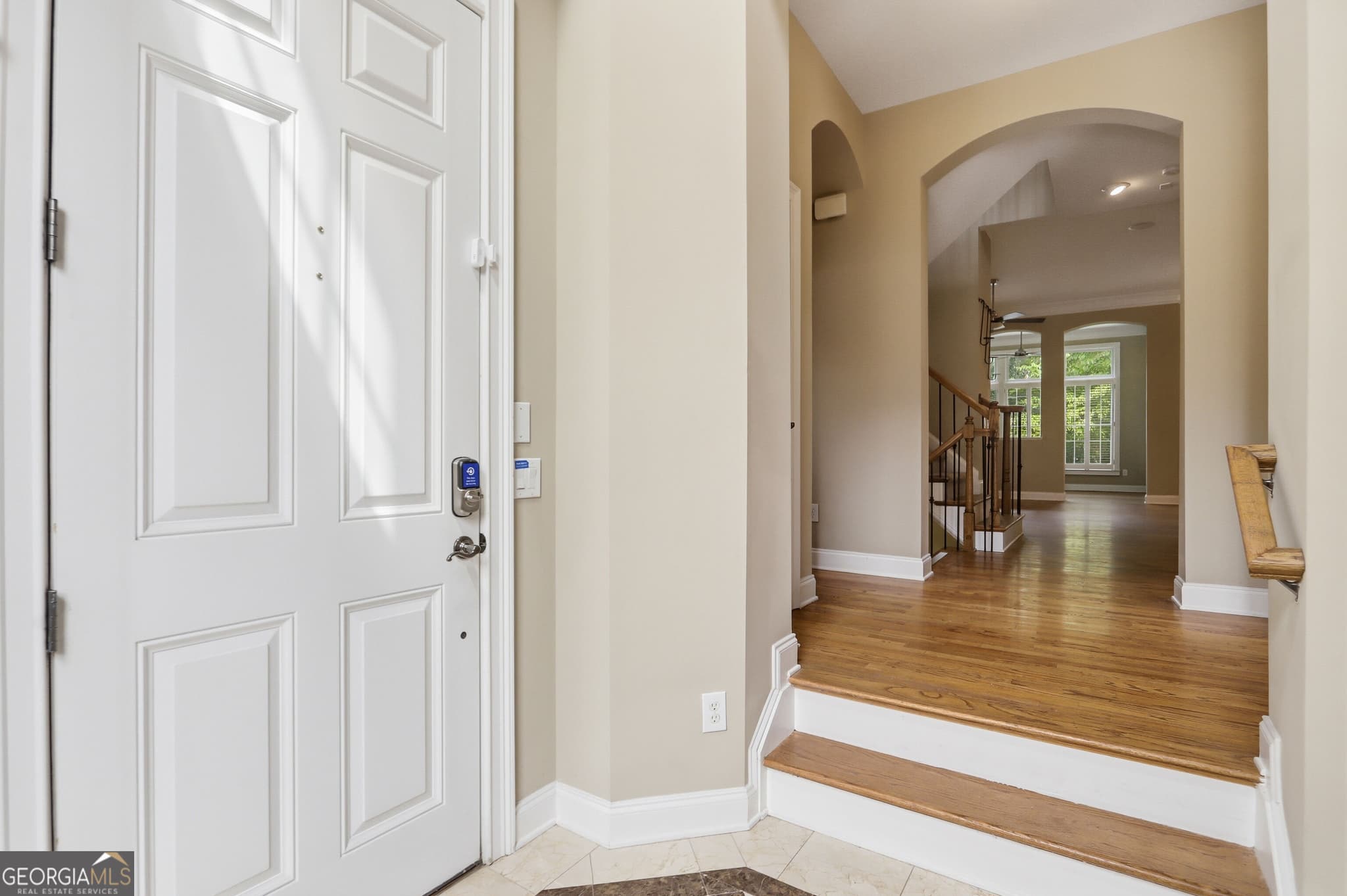 3 bedroom, 3.5 bathroom, 3,258 sq ft townhouse for sale at 3011 Riverstone Trail 8, Atlanta, GA 30339 — photo 4