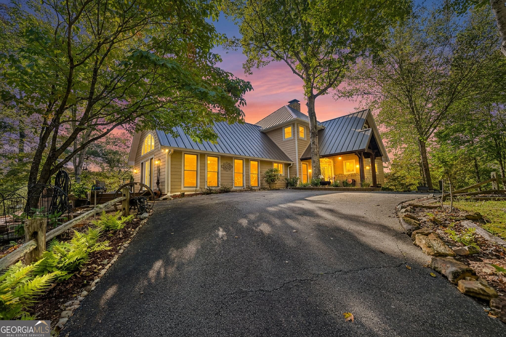 4 bedroom, 4 bathroom, 4,621 sq ft single family residence for sale at 120 Bear Den Road, Dahlonega, GA 30533 — photo 6