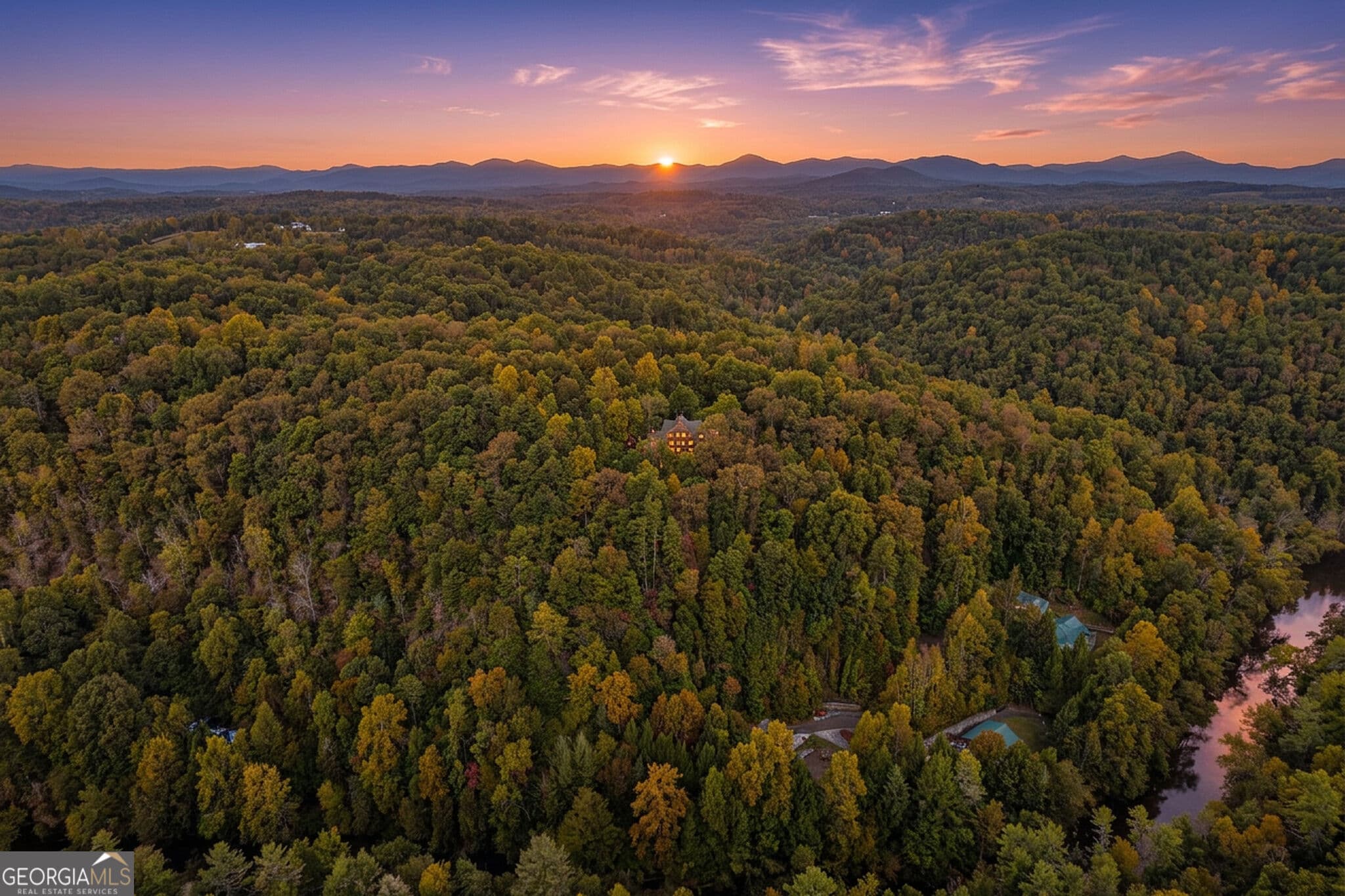 4 bedroom, 4 bathroom, 4,621 sq ft single family residence for sale at 120 Bear Den Road, Dahlonega, GA 30533 — photo 4