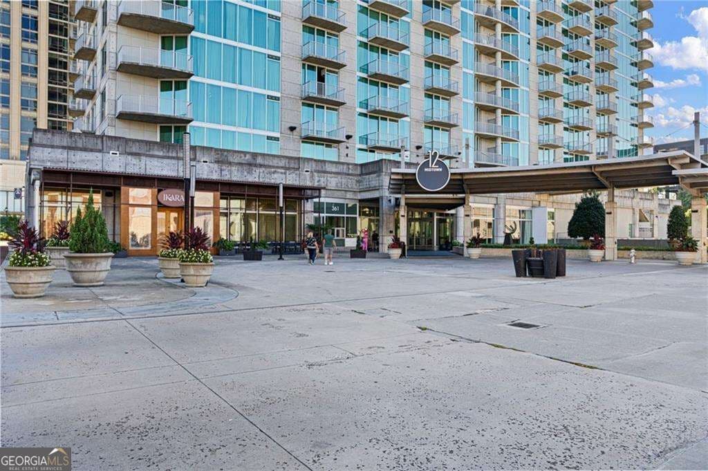 2 bedroom, 2 bathroom, 1,743 sq ft condominium for sale at 361 17th Street 2223, Atlanta, GA 30363 — photo 3