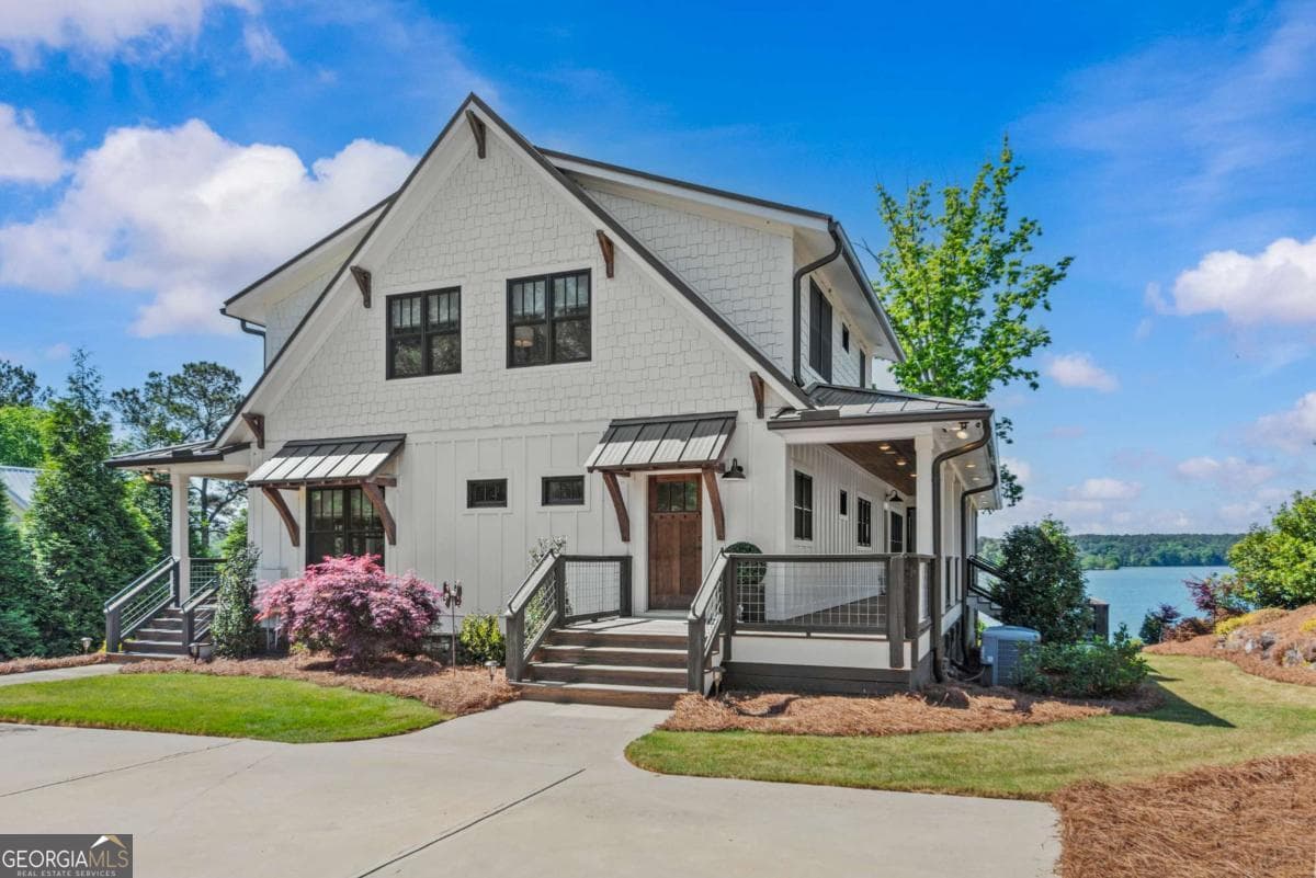 4 bedroom, 4 bathroom, 4,082 sq ft single family residence for sale at 1951 Northwoods Drive, Greensboro, GA 30642 — photo 2