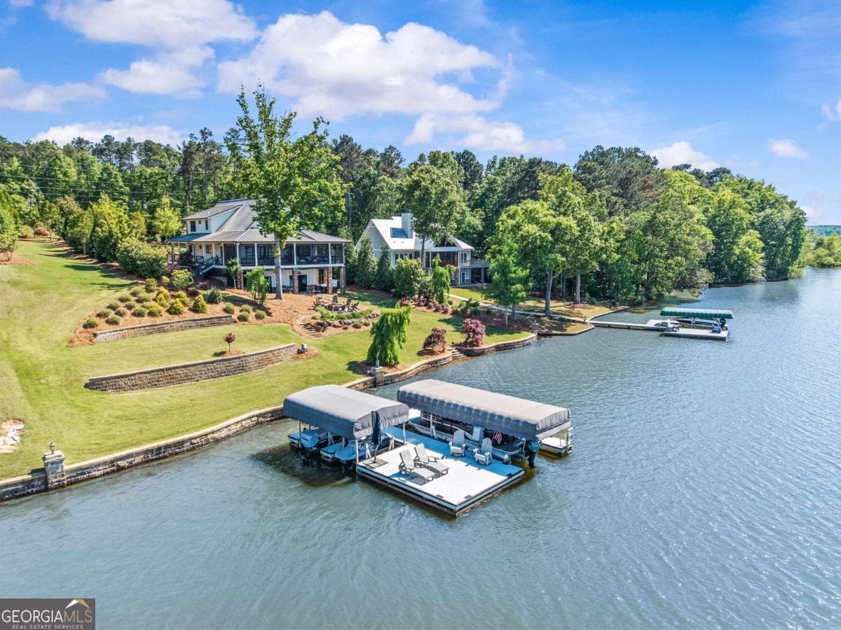 4 bedroom, 4 bathroom, 4,082 sq ft single family residence for sale at 1951 Northwoods Drive, Greensboro, GA 30642 — photo 3