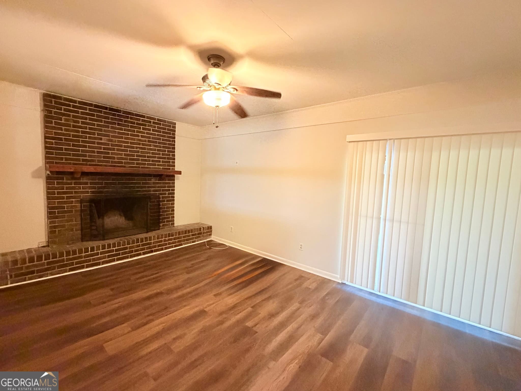 4 bedroom, 2 bathroom, 1,990 sq ft single family residence for rent at 197 Cooper Lake Road, Mableton, GA 30126 for $2,150 a month — photo 7