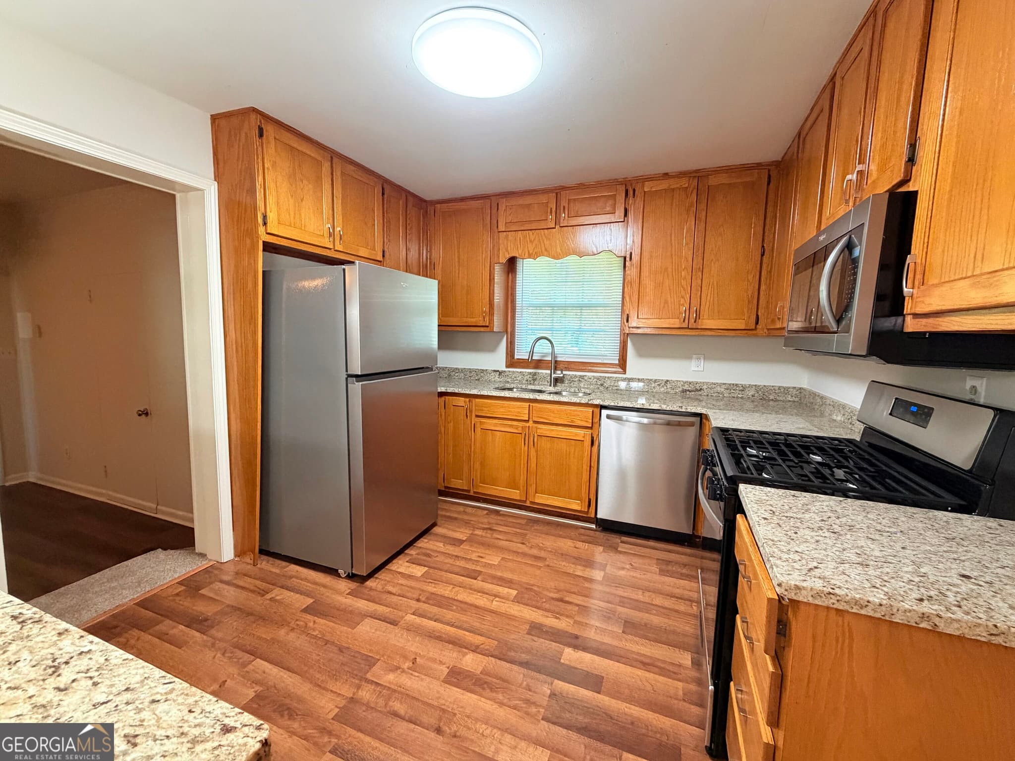 4 bedroom, 2 bathroom, 1,990 sq ft single family residence for rent at 197 Cooper Lake Road, Mableton, GA 30126 for $2,150 a month — photo 8