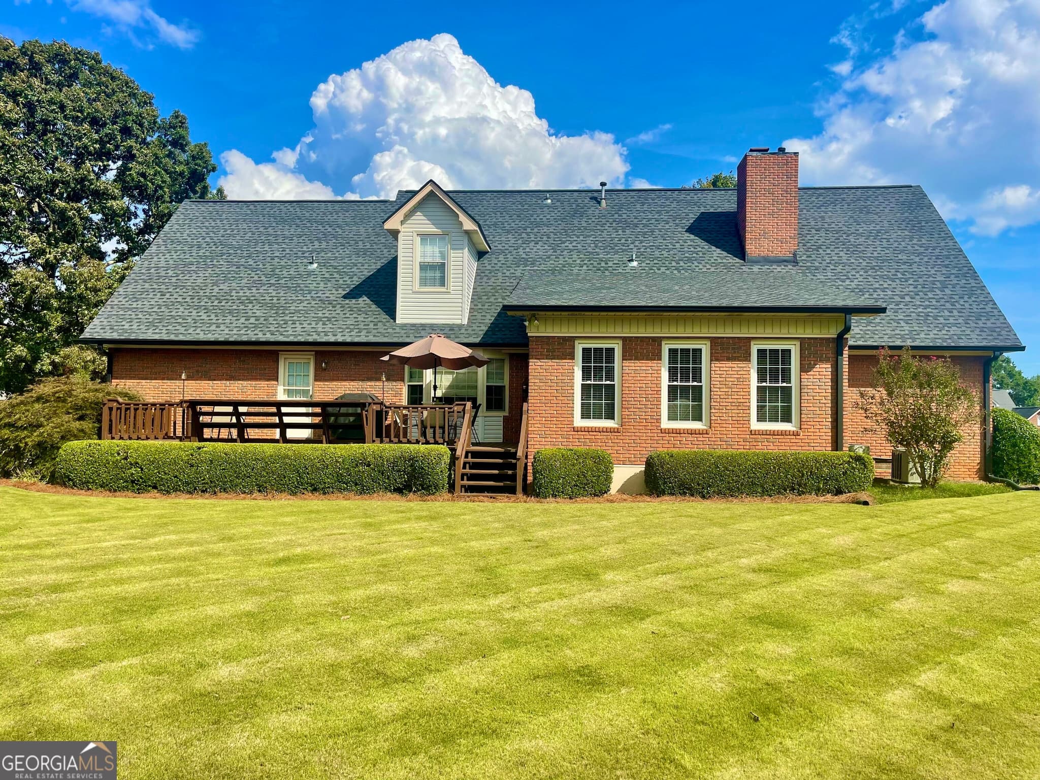3 bedroom, 2.5 bathroom, 2,350 sq ft single family residence for sale at 106 Etowah Drive, Rome, GA 30161 — photo 6