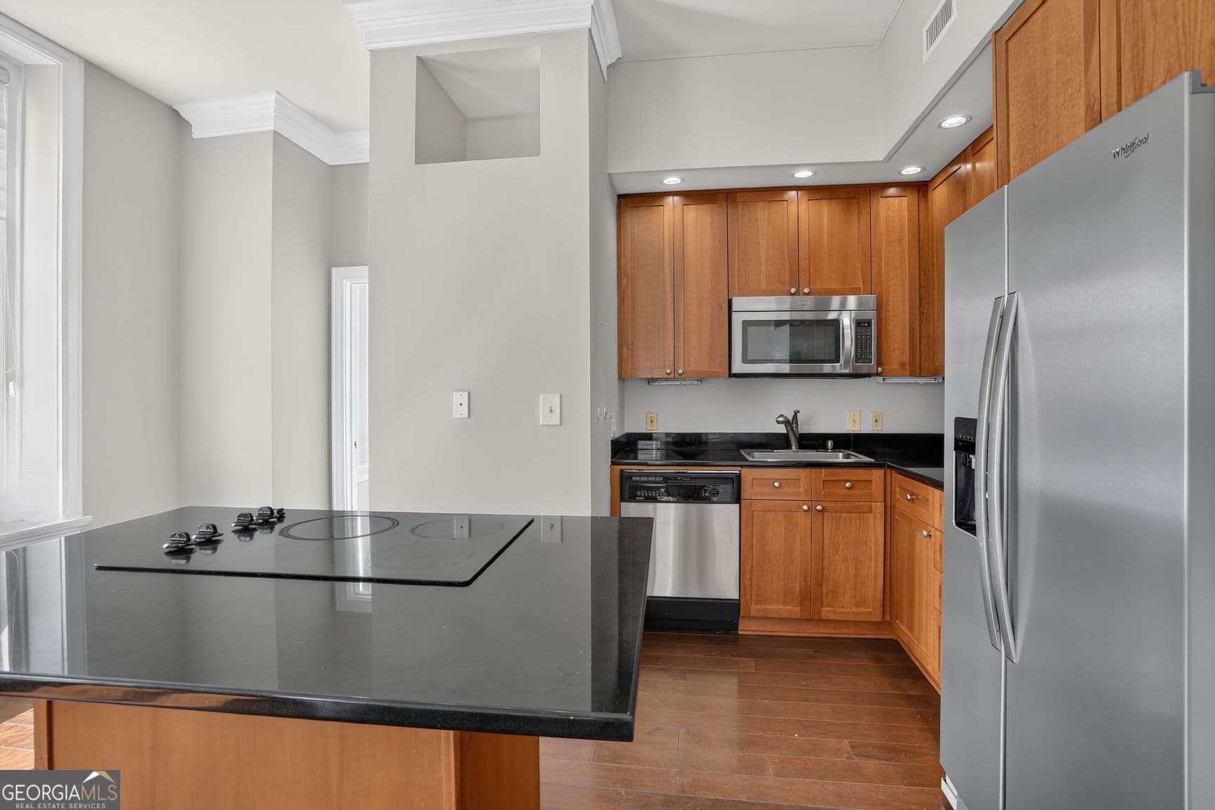 2 bedroom, 2 bathroom, 1,332 sq ft condominium for sale at 57 Forsyth Street 10A, Atlanta, GA 30303 — photo 6