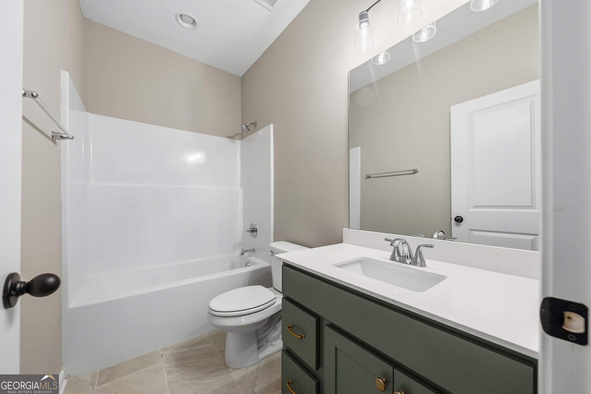 5 bedroom, 3 bathroom, 2,820 sq ft single family residence for sale at 9133 Kadie Way 130, Columbus, GA 31904 — photo 10