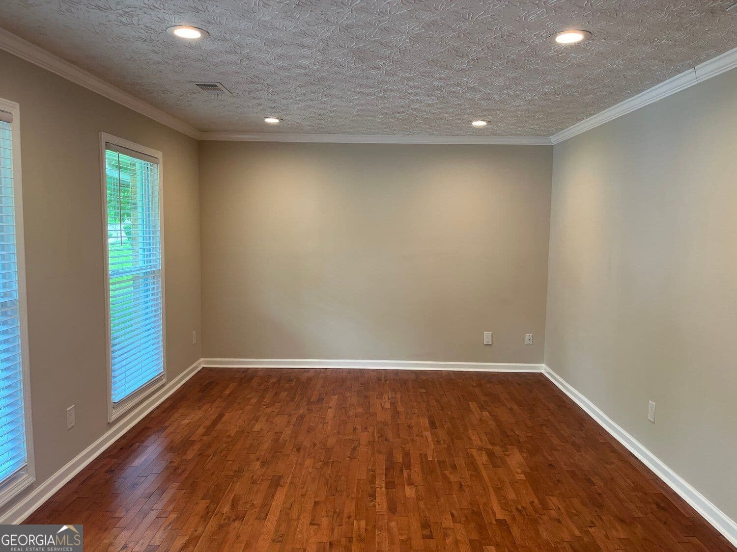 4 bedroom, 2 bathroom, 1,826 sq ft single family residence for rent at 2237 Scotty Circle, Decatur, GA 30032 for $2,400 a month — photo 3