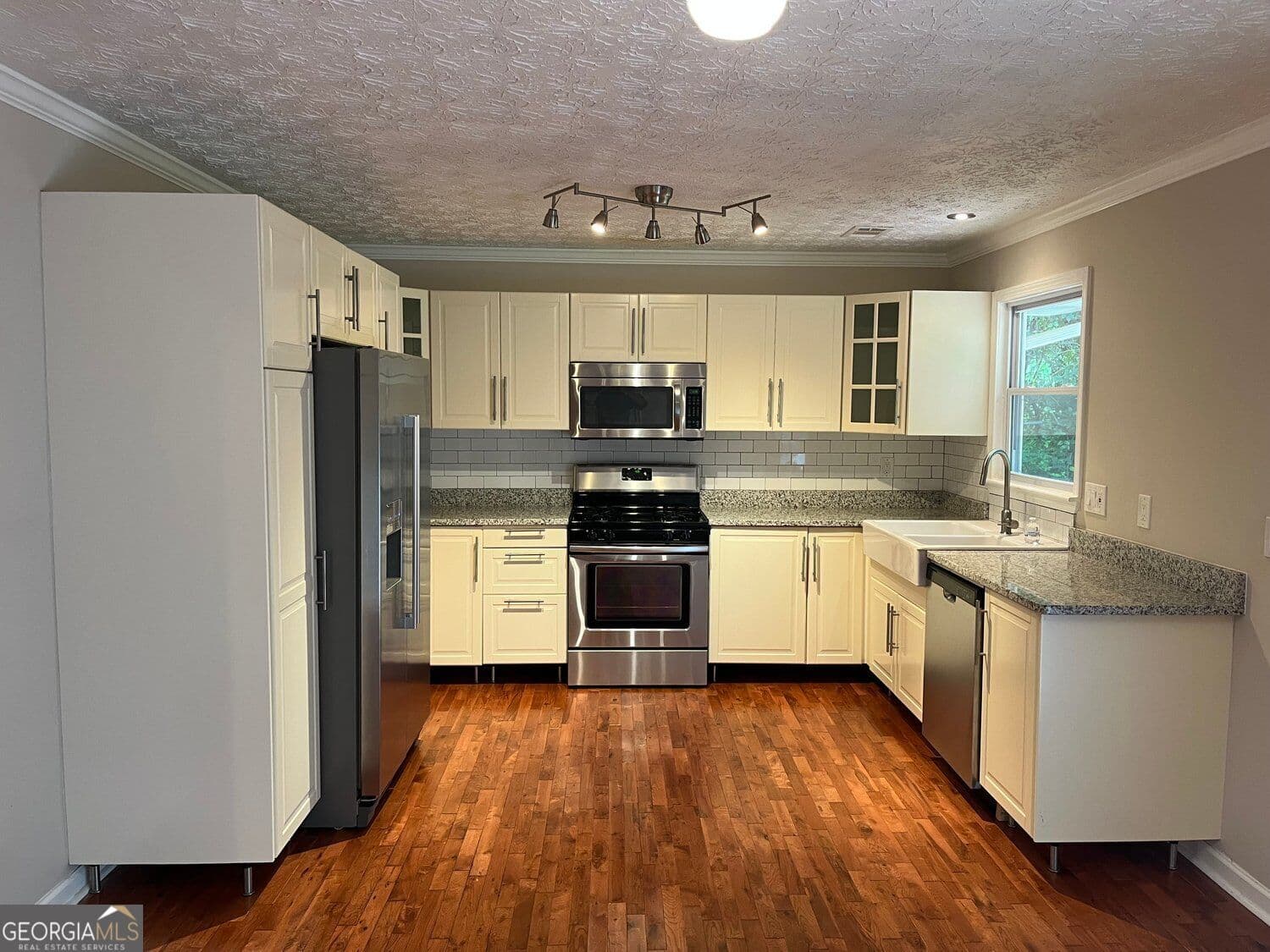 4 bedroom, 2 bathroom, 1,826 sq ft single family residence for rent at 2237 Scotty Circle, Decatur, GA 30032 for $2,400 a month — photo 4