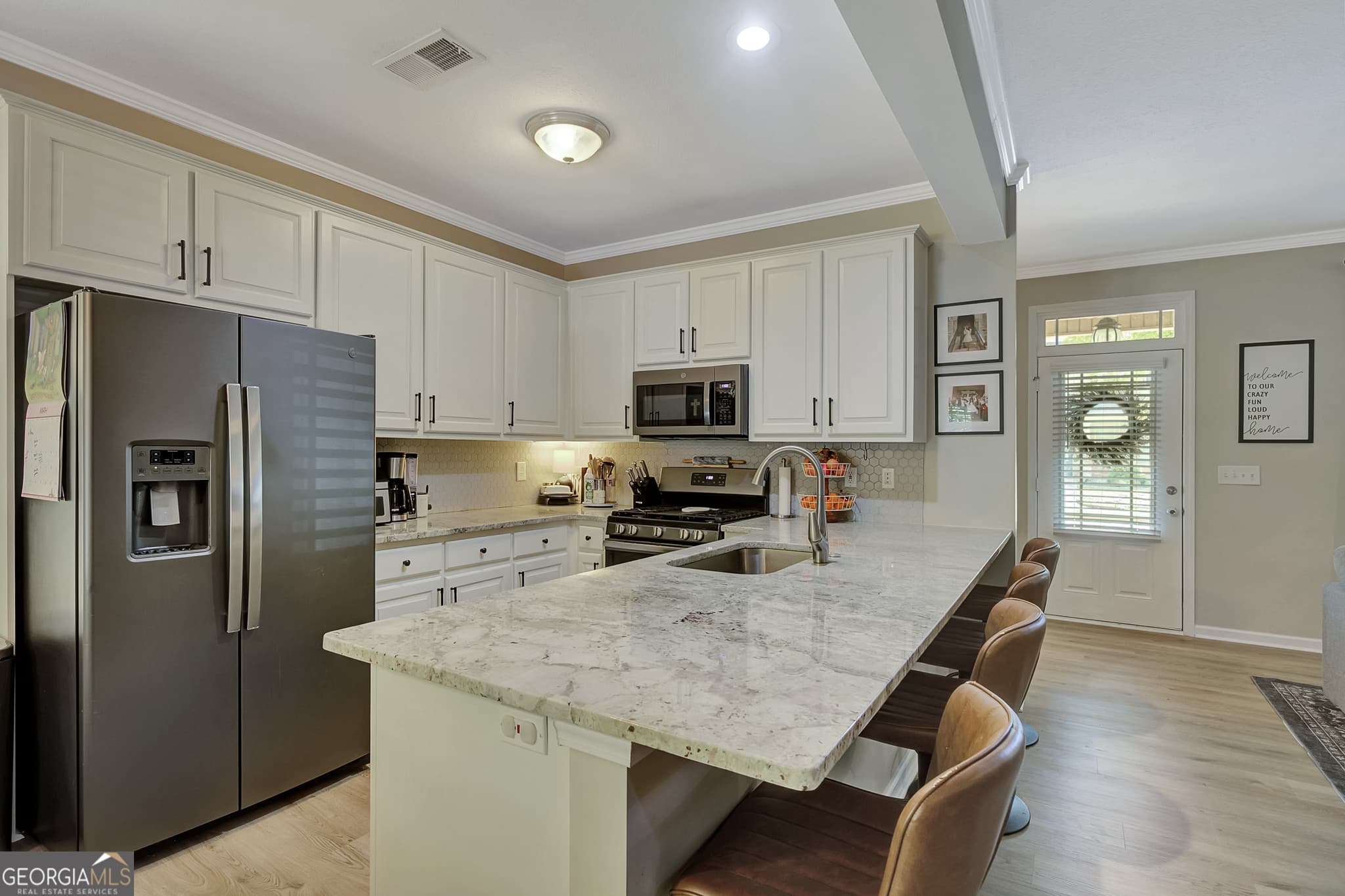 3 bedroom, 2.5 bathroom, 1,874 sq ft single family residence for sale at 75 Covington Terrace, Newnan, GA 30263 — photo 3