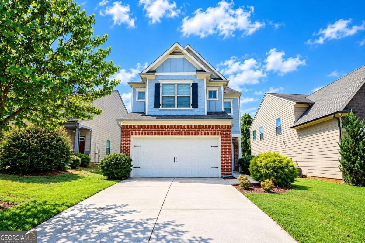 3 bedroom, 2.5 bathroom, 1,924 sq ft single family residence for sale at 243 Fern Walk, Lawrenceville, GA 30045 — photo 1 of 24