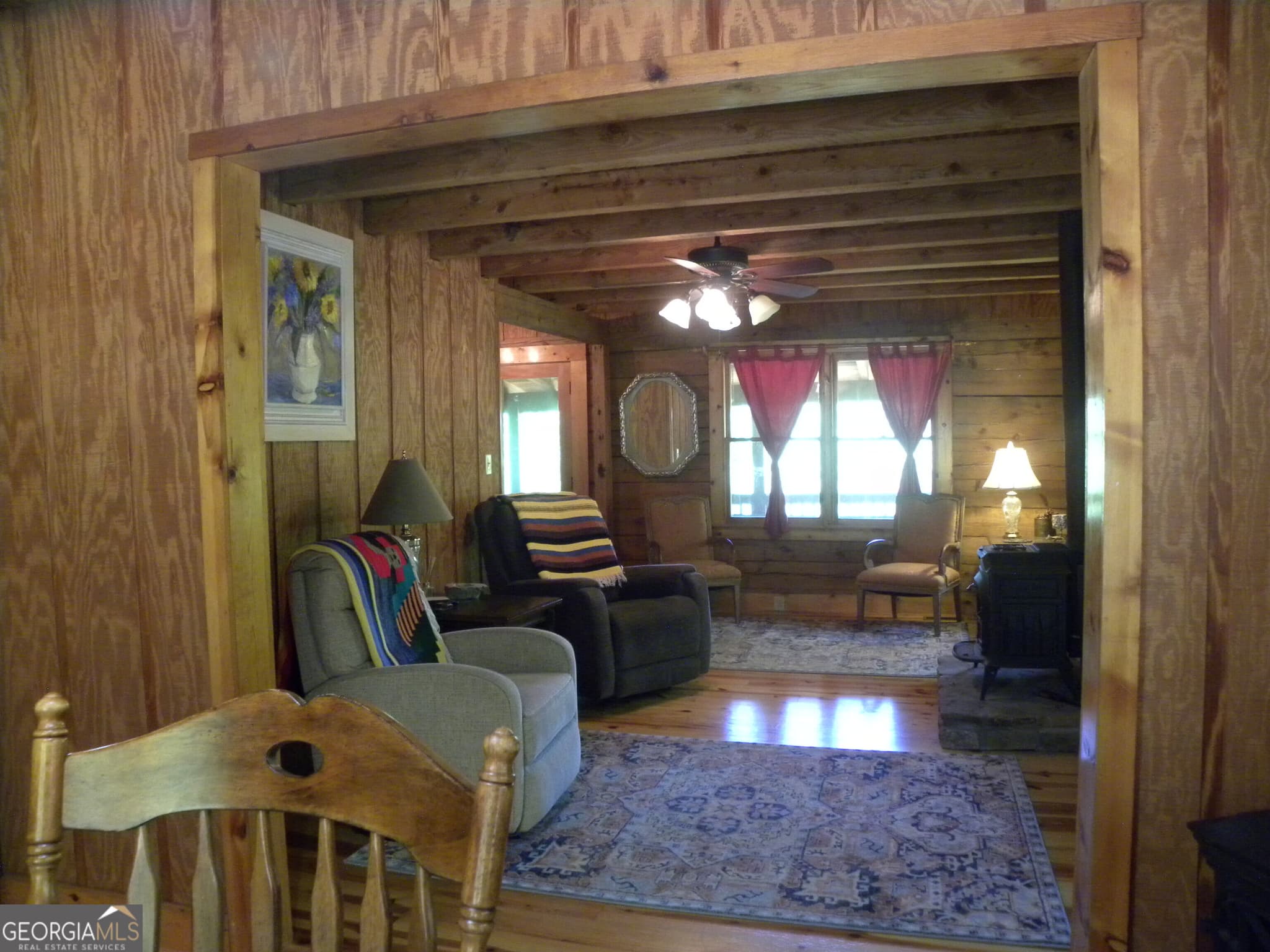 3 bedroom, 2.5 bathroom, 1,950 sq ft cabin,single family residence for rent at 153 Will Zoellner Lane, Mountain City, GA 30525 for $3,000 a month — photo 8