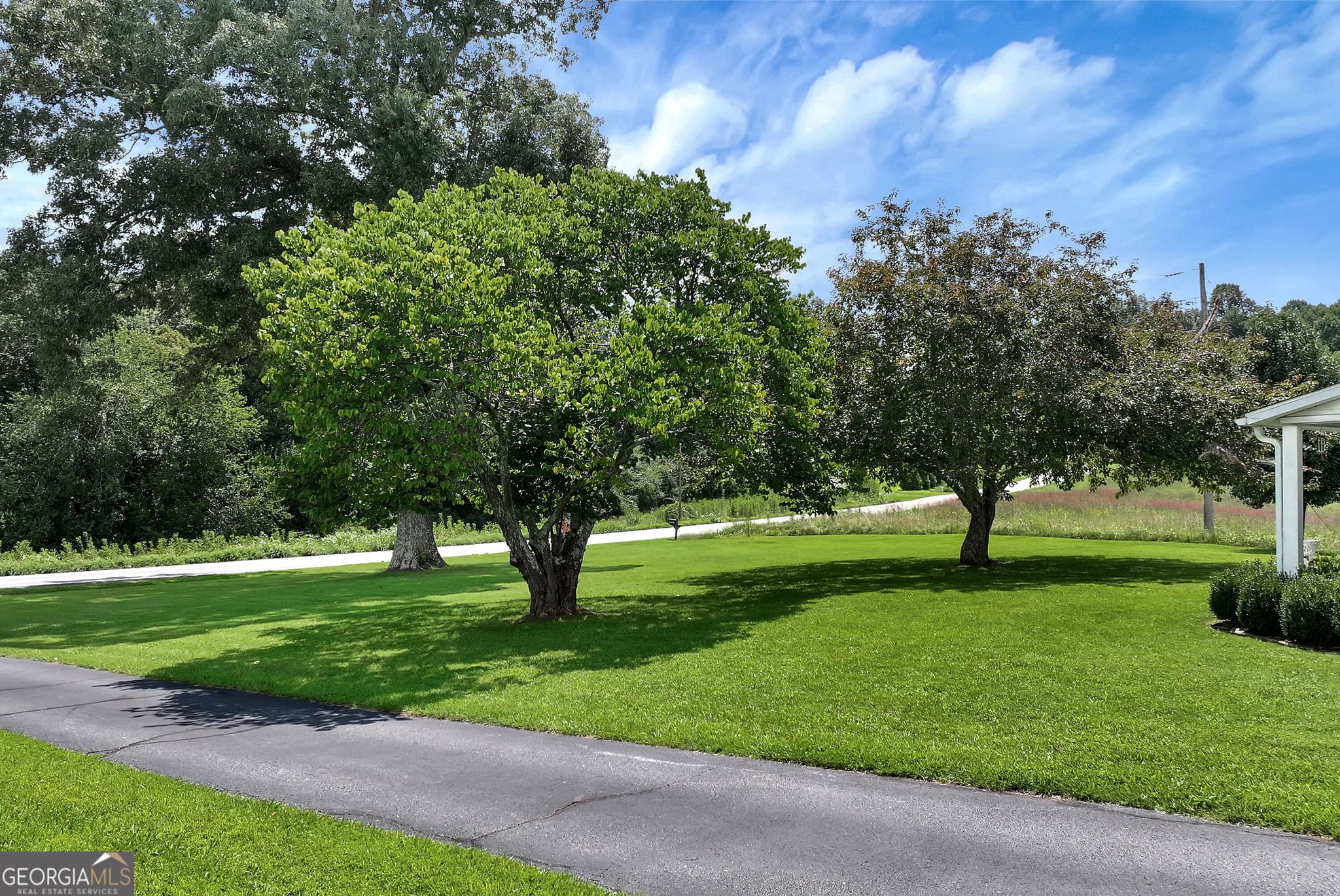 4 bedroom, 2 bathroom, 2,448 sq ft single family residence for sale at 4041 Ada Street, Blue Ridge, GA 30513 — photo 6