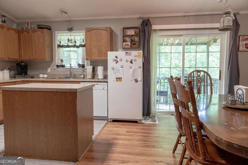 4 bedroom, 2 bathroom, 2,160 sq ft single family residence under contract at 714 Yates Road, Bowdon, GA 30108 — photo 6