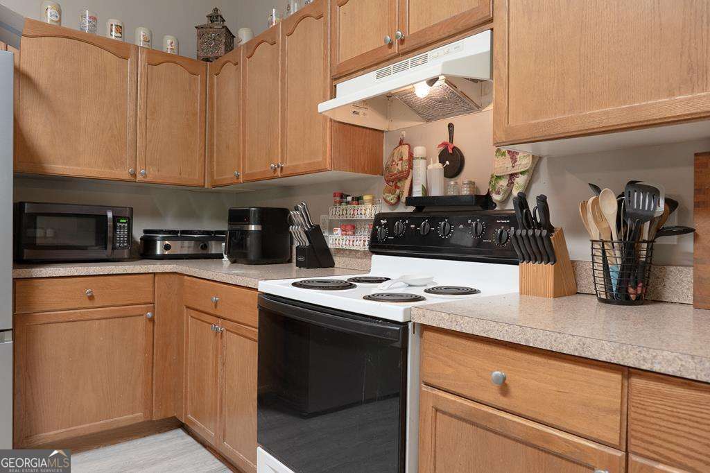 4 bedroom, 2 bathroom, 2,160 sq ft single family residence under contract at 714 Yates Road, Bowdon, GA 30108 — photo 8