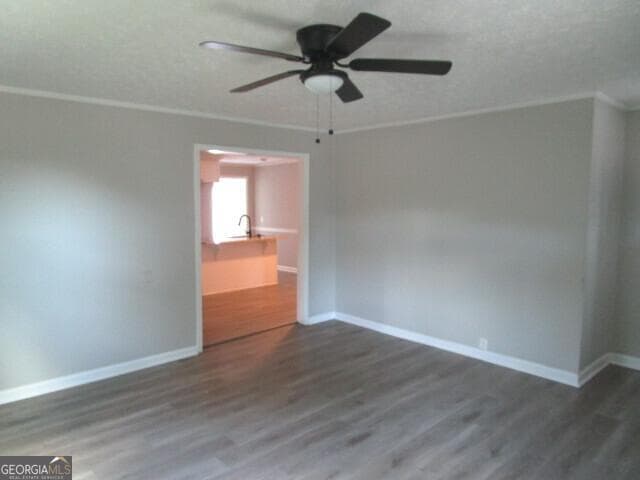 3 bedroom, 2 bathroom, 1,270 sq ft single family residence for sale at 219 Broad Street, Carrollton, GA 30117 — photo 2