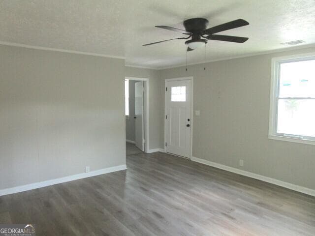3 bedroom, 2 bathroom, 1,270 sq ft single family residence for sale at 219 Broad Street, Carrollton, GA 30117 — photo 3