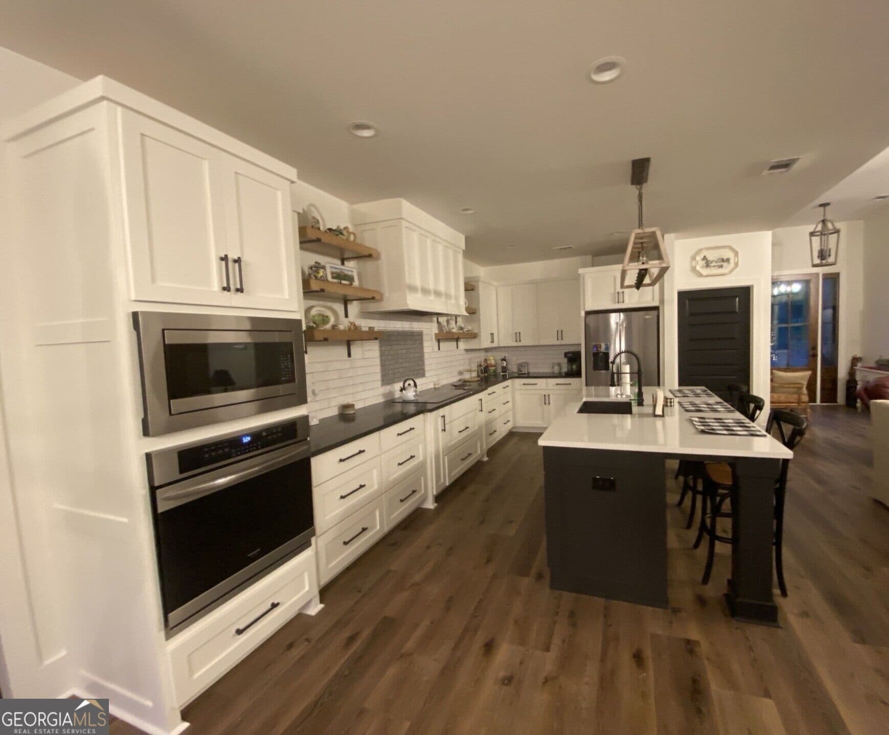 4 bedroom, 3.5 bathroom, 2,911 sq ft single family residence for sale at 201 Parker Road, Mcdonough, GA 30252 — photo 5