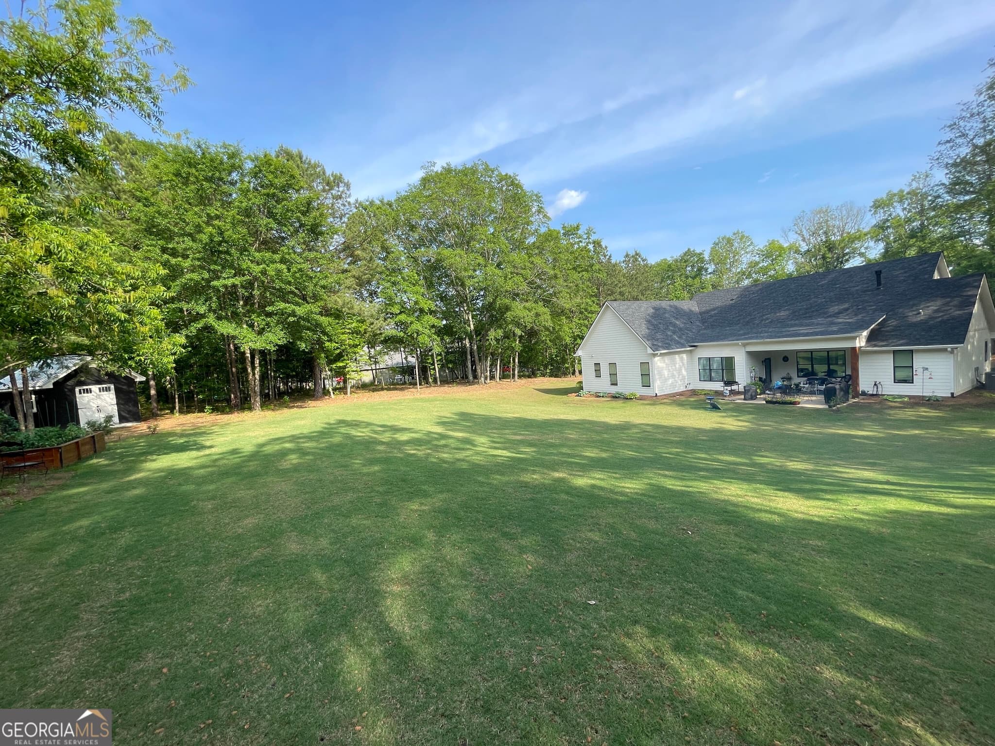 4 bedroom, 3.5 bathroom, 2,911 sq ft single family residence for sale at 201 Parker Road, Mcdonough, GA 30252 — photo 4