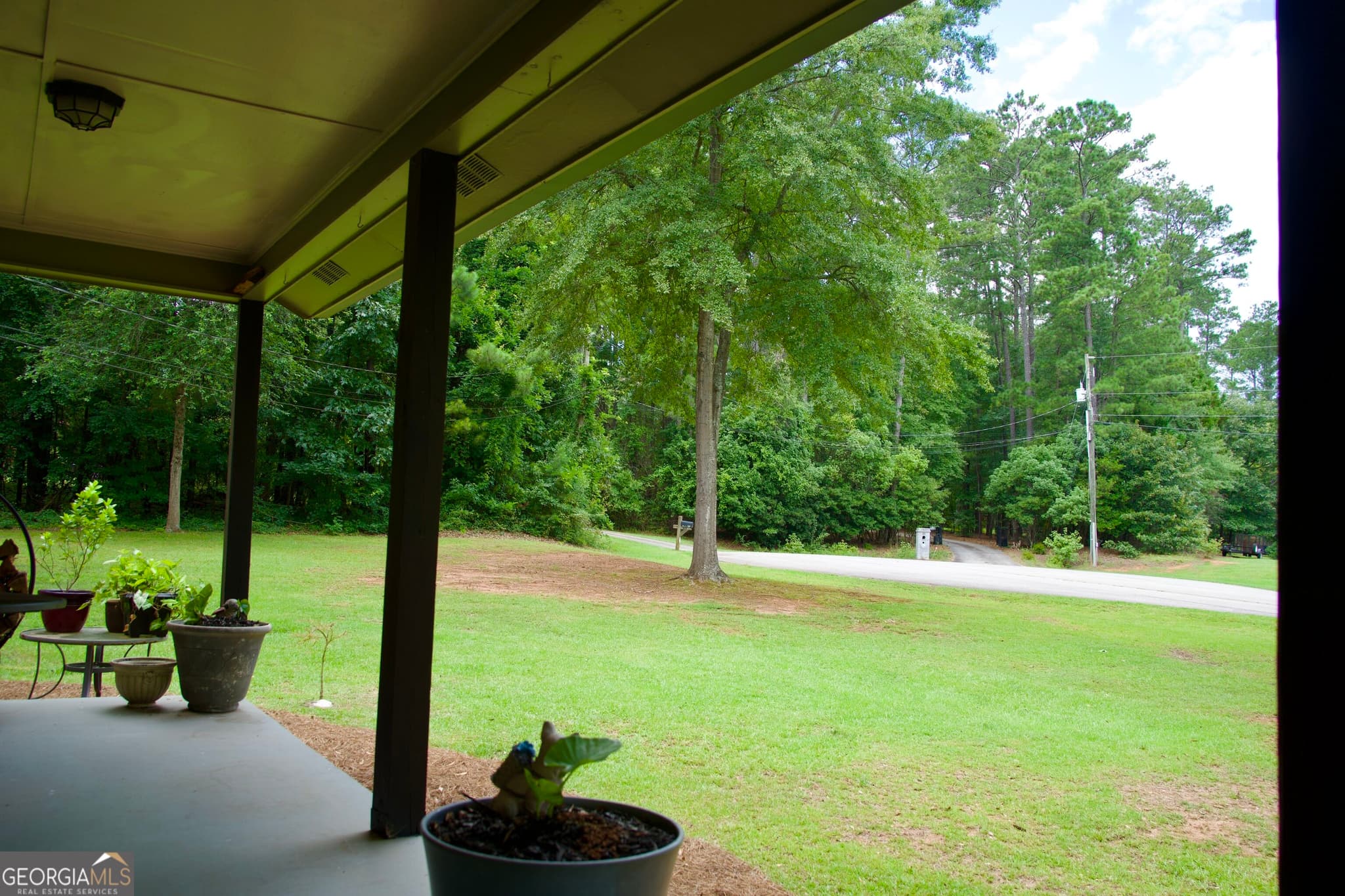 3 bedroom, 2 bathroom, 1,866 sq ft single family residence for sale at 17 Wedgefield Court, Mcdonough, GA 30252 — photo 4