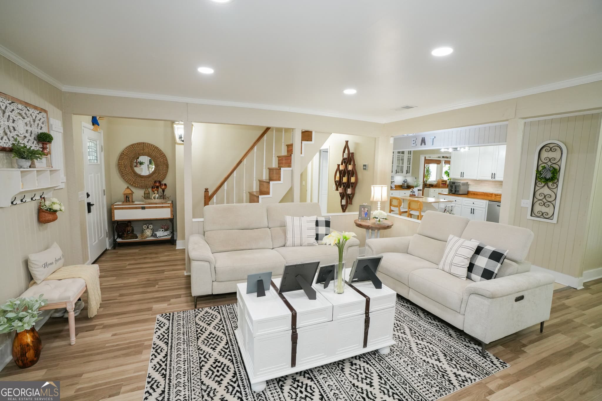 5 bedroom, 3 bathroom, 3,650 sq ft single family residence for sale at 1833 Tom Odum Road, Vidalia, GA 30474 — photo 6