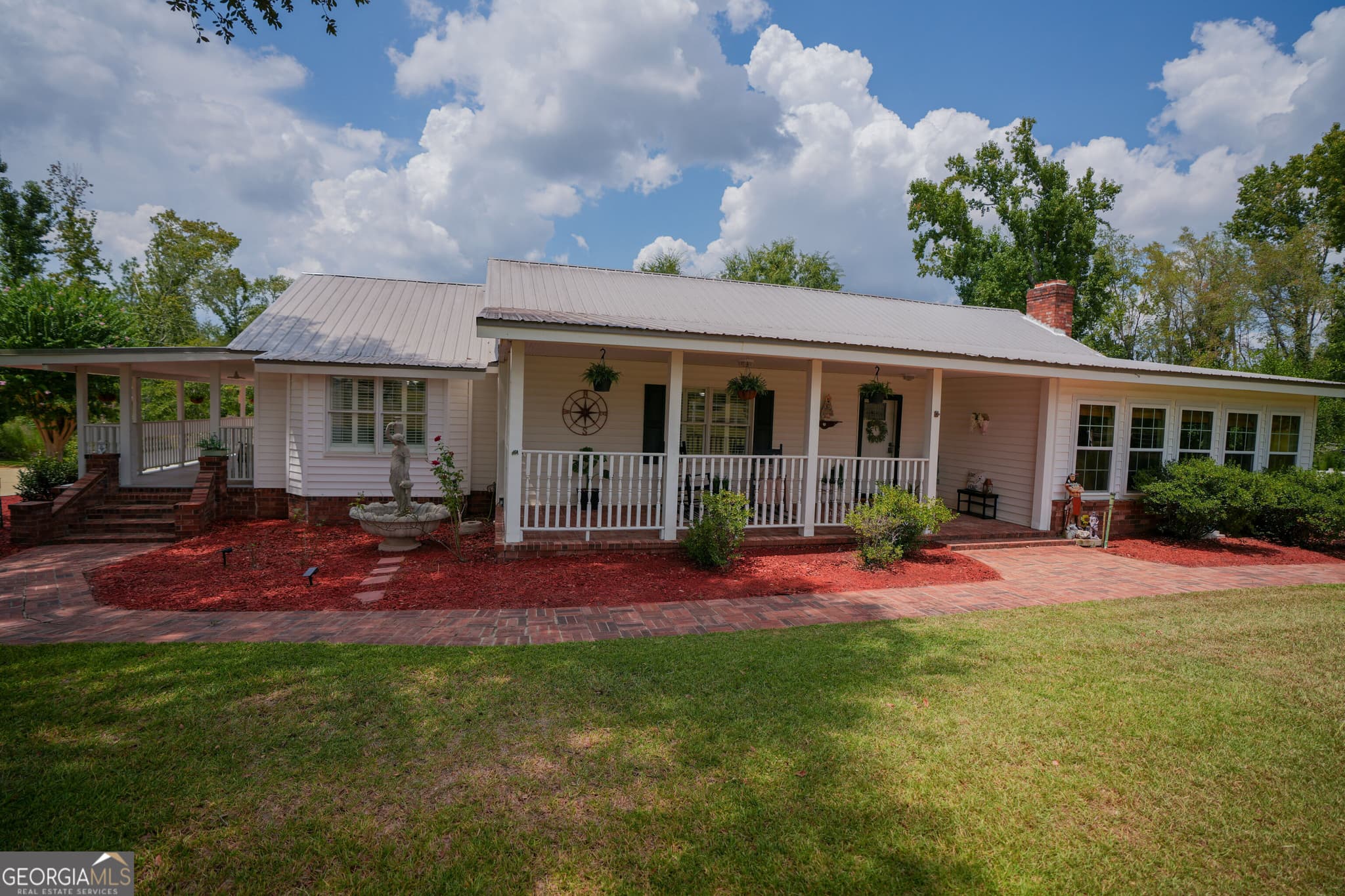 5 bedroom, 3 bathroom, 3,650 sq ft single family residence for sale at 1833 Tom Odum Road, Vidalia, GA 30474 — photo 3