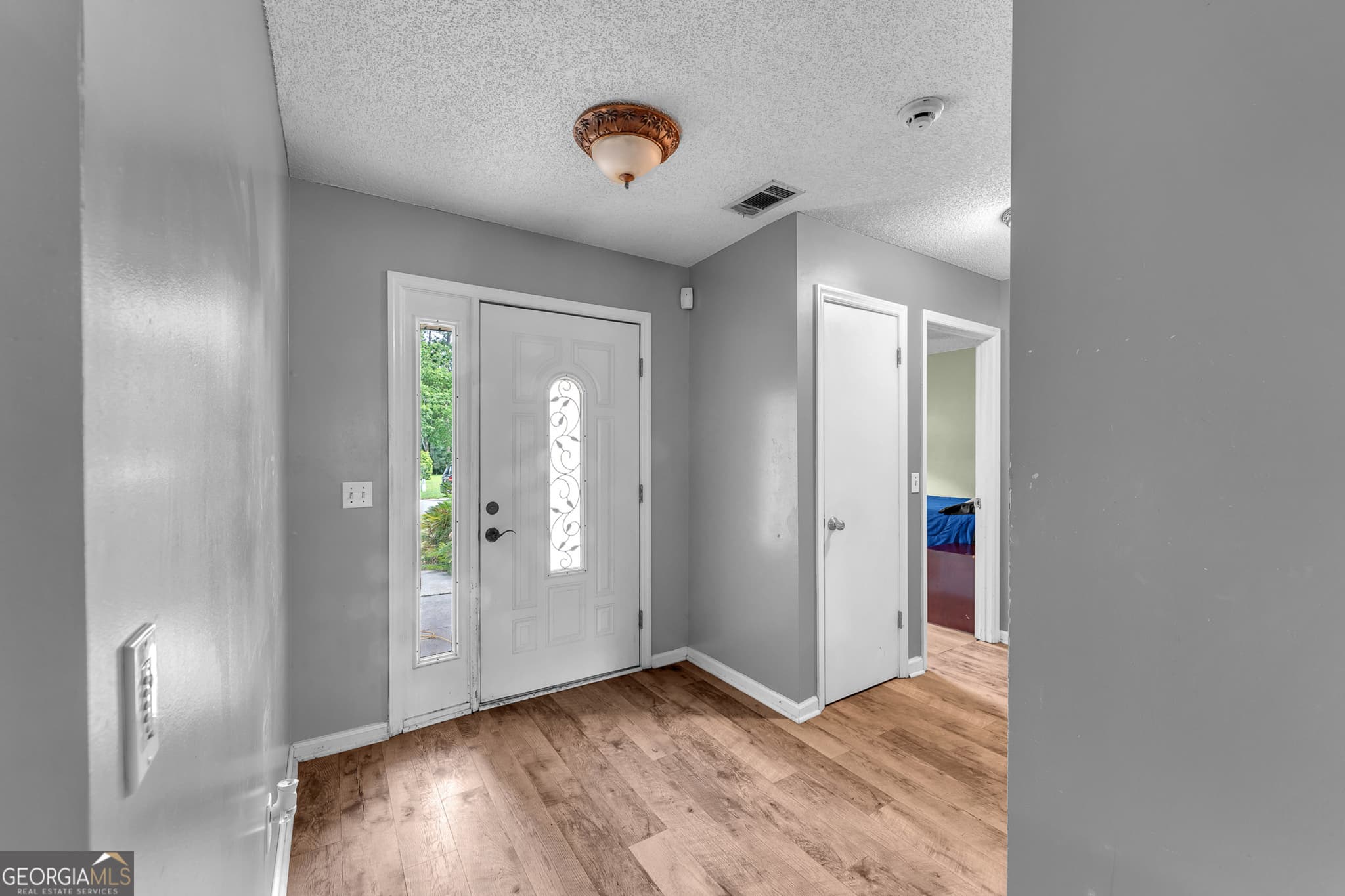 3 bedroom, 2 bathroom, 1,240 sq ft single family residence under contract at 250 Sugar Mill Drive, Savannah, GA 31419 — photo 9