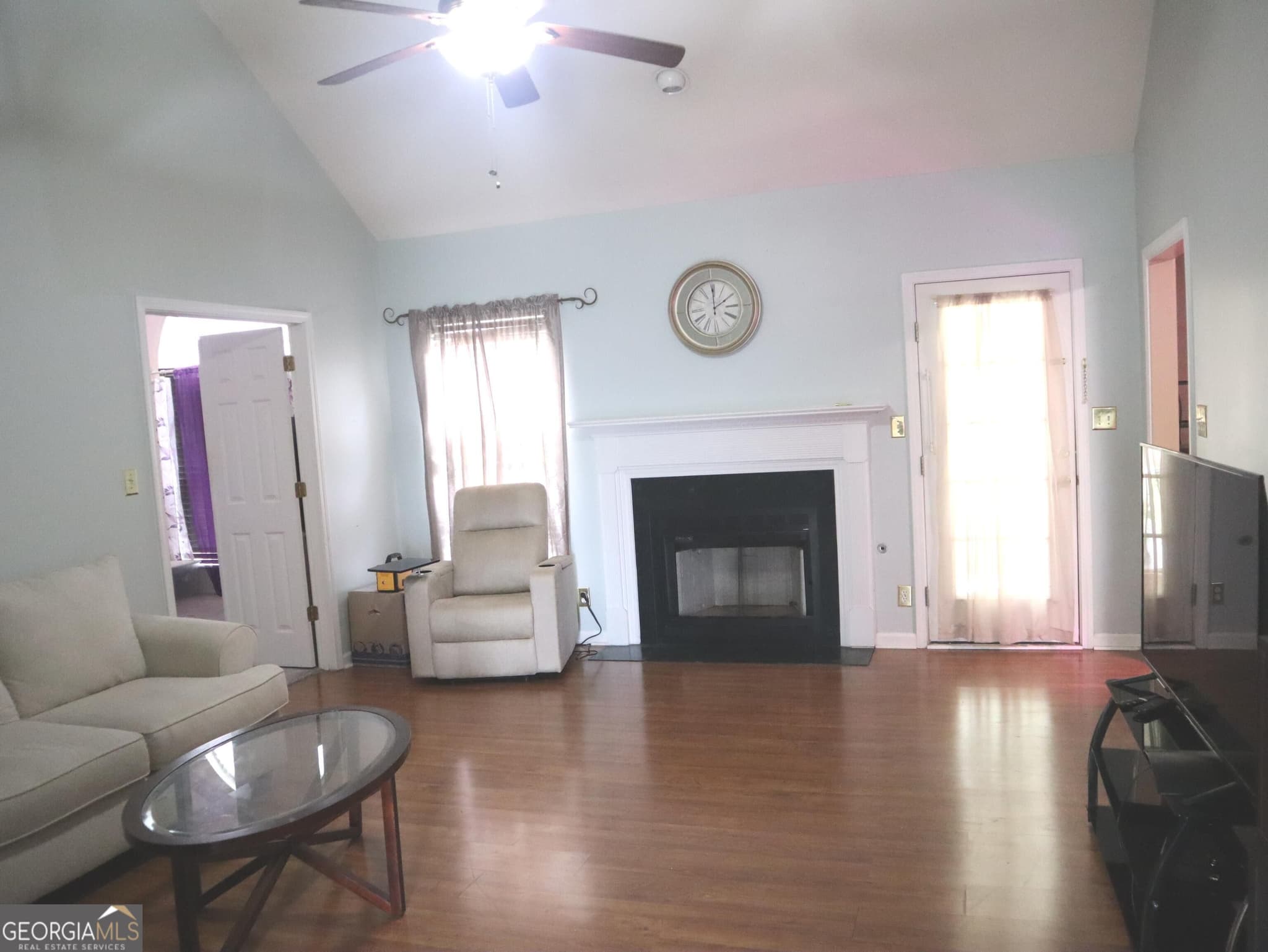3 bedroom, 2 bathroom, 1,574 sq ft single family residence for sale at 105 Shadow Wood Court, Macon, GA 31206 — photo 3